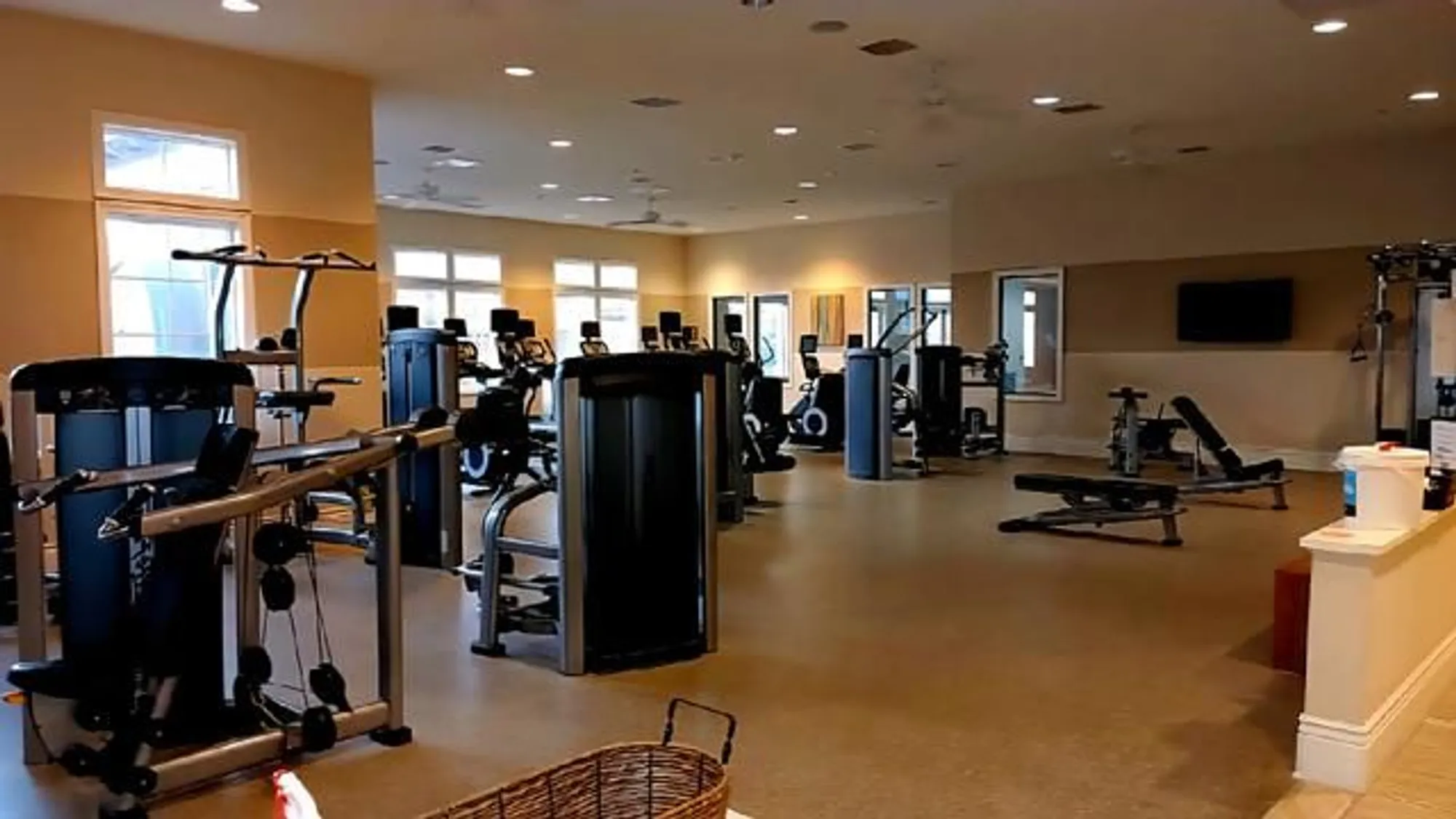 Property Slideshow image 29 of 34 | 85549 veneto ln, Indio, CA, 92203