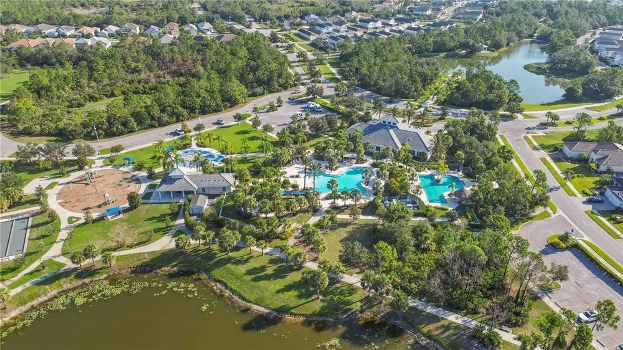 Property Slideshow image 48 of 70 | 12252 stuart dr, Venice, FL, 34293