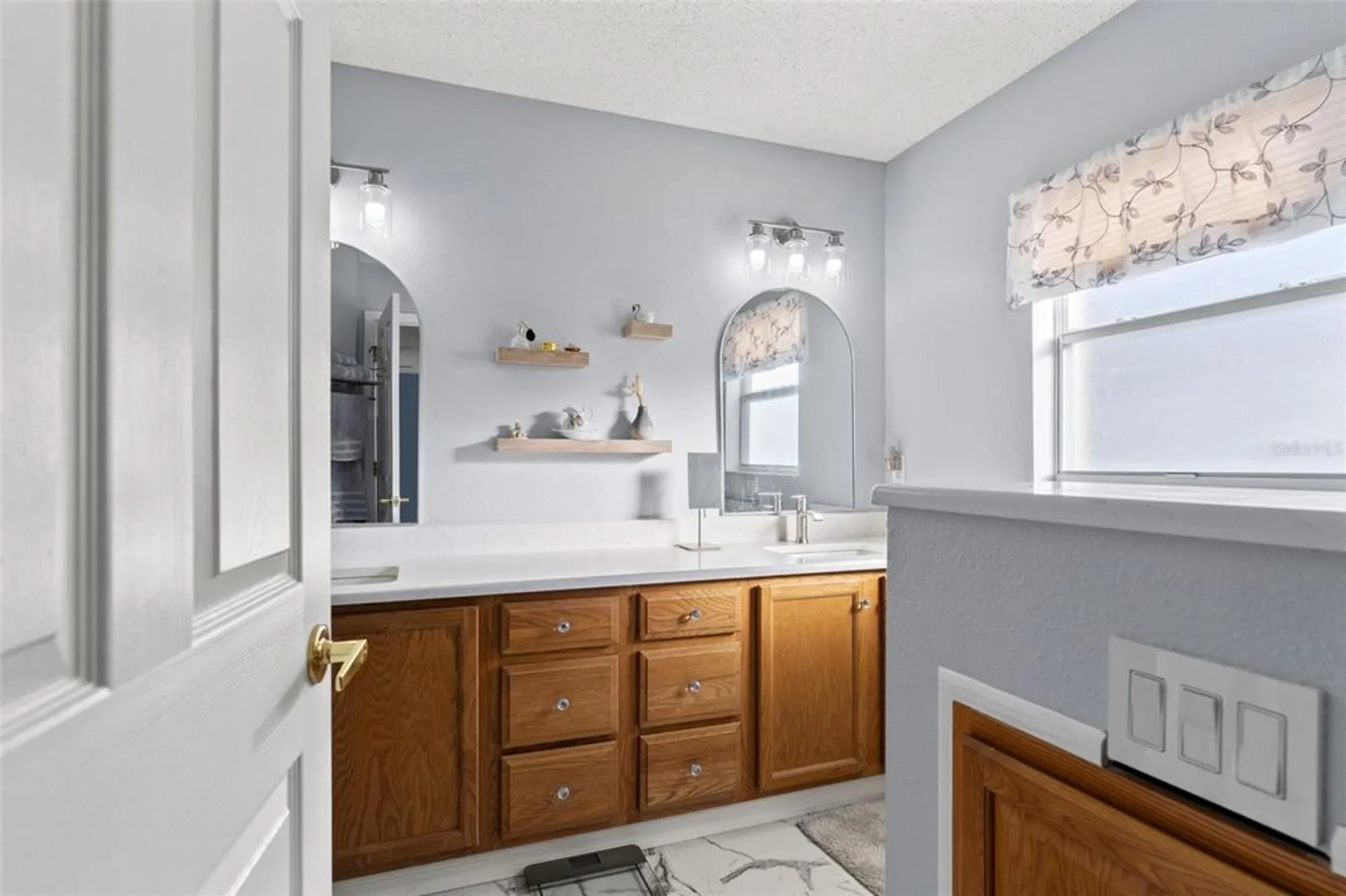 Property Slideshow image 16 of 39 | 18041 webster grove dr, Hudson, FL, 34667