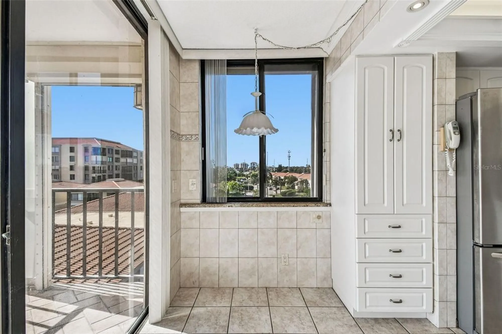 Property Slideshow image 24 of 49 | 6104 palma del mar blvd s apt 402, St Petersburg, FL, 33715