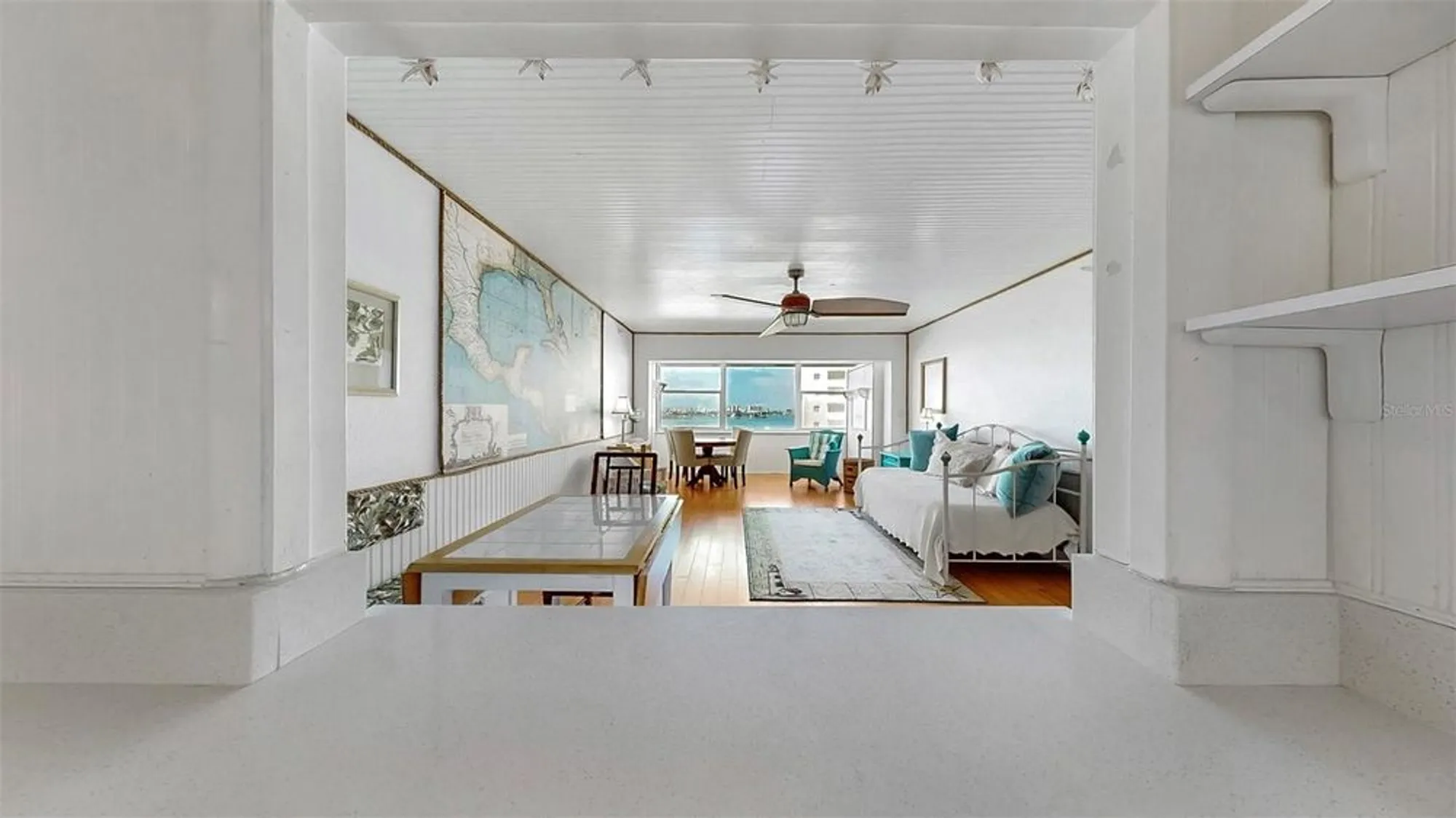 Property Slideshow image 21 of 46 | 4550 cove cir apt 605, Saint Petersburg, FL, 33708