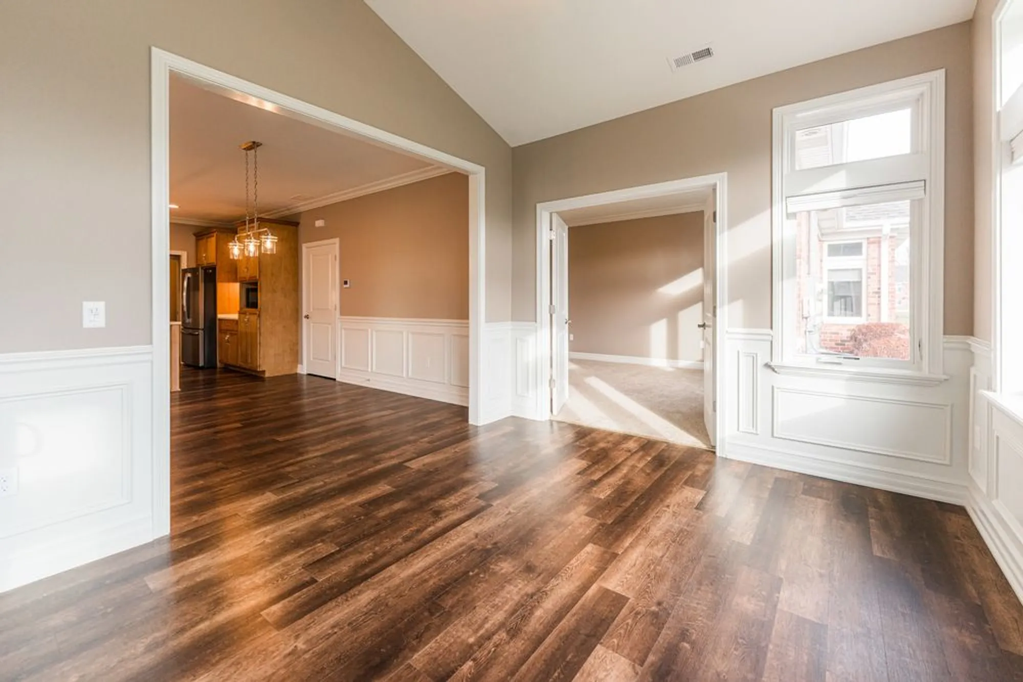 Property Slideshow image 11 of 57 | 45 briden ln 45, Sycamore, IL, 60178