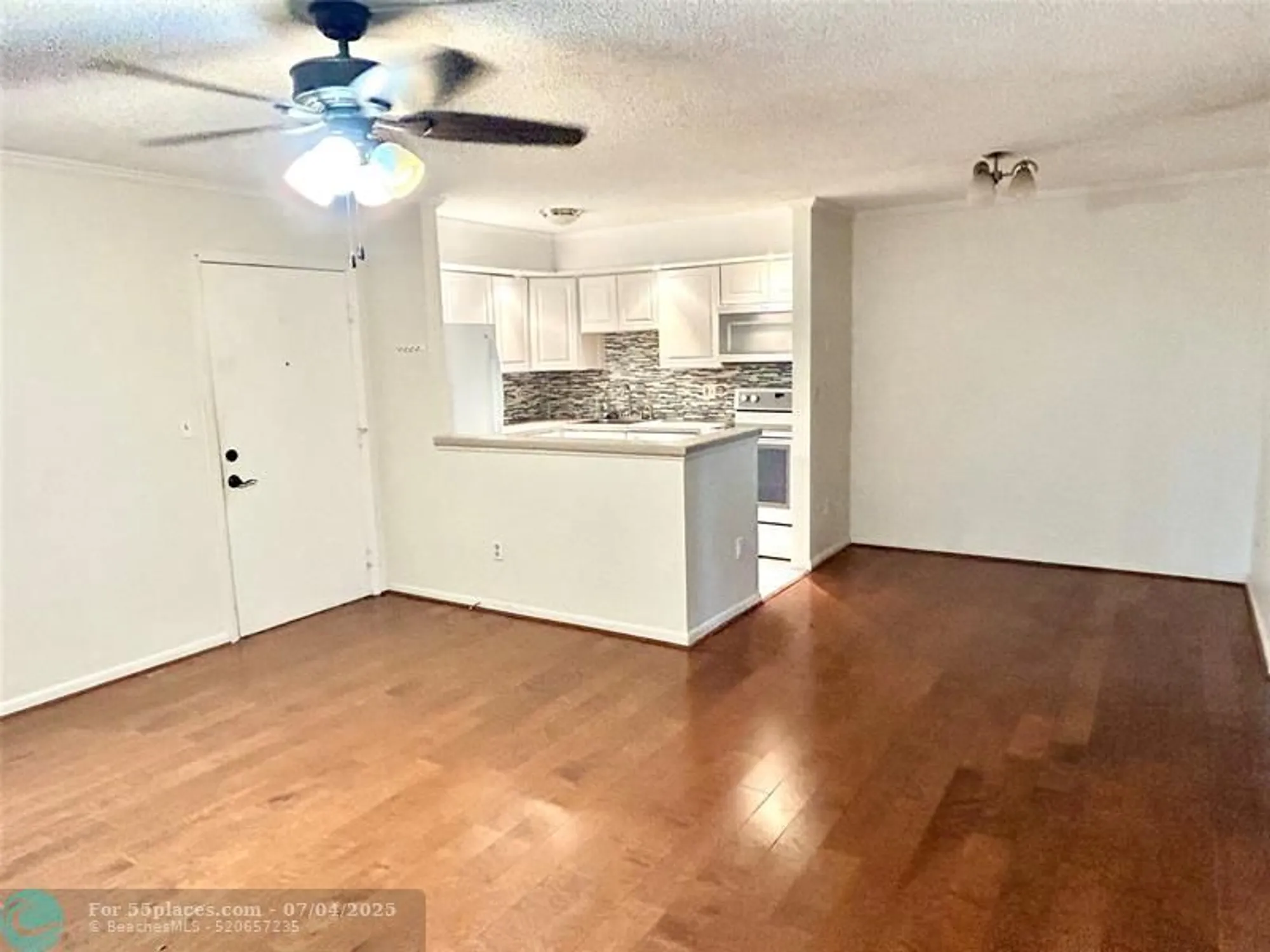 Property Slideshow image 9 of 14 | 10429 e clairmont cir # 108, Tamarac, FL, 33321