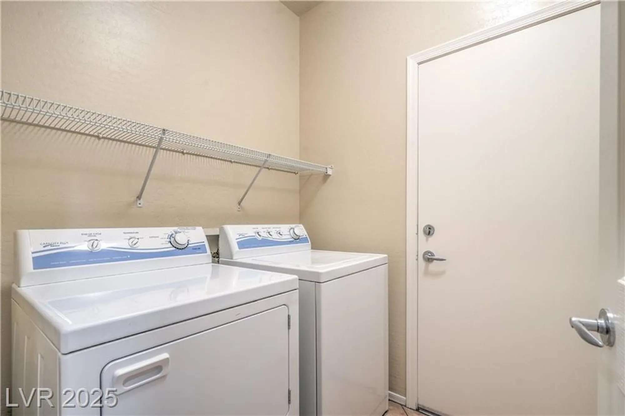 Property Slideshow image 29 of 62 | 2331 meteor shower st, Henderson, NV, 89044