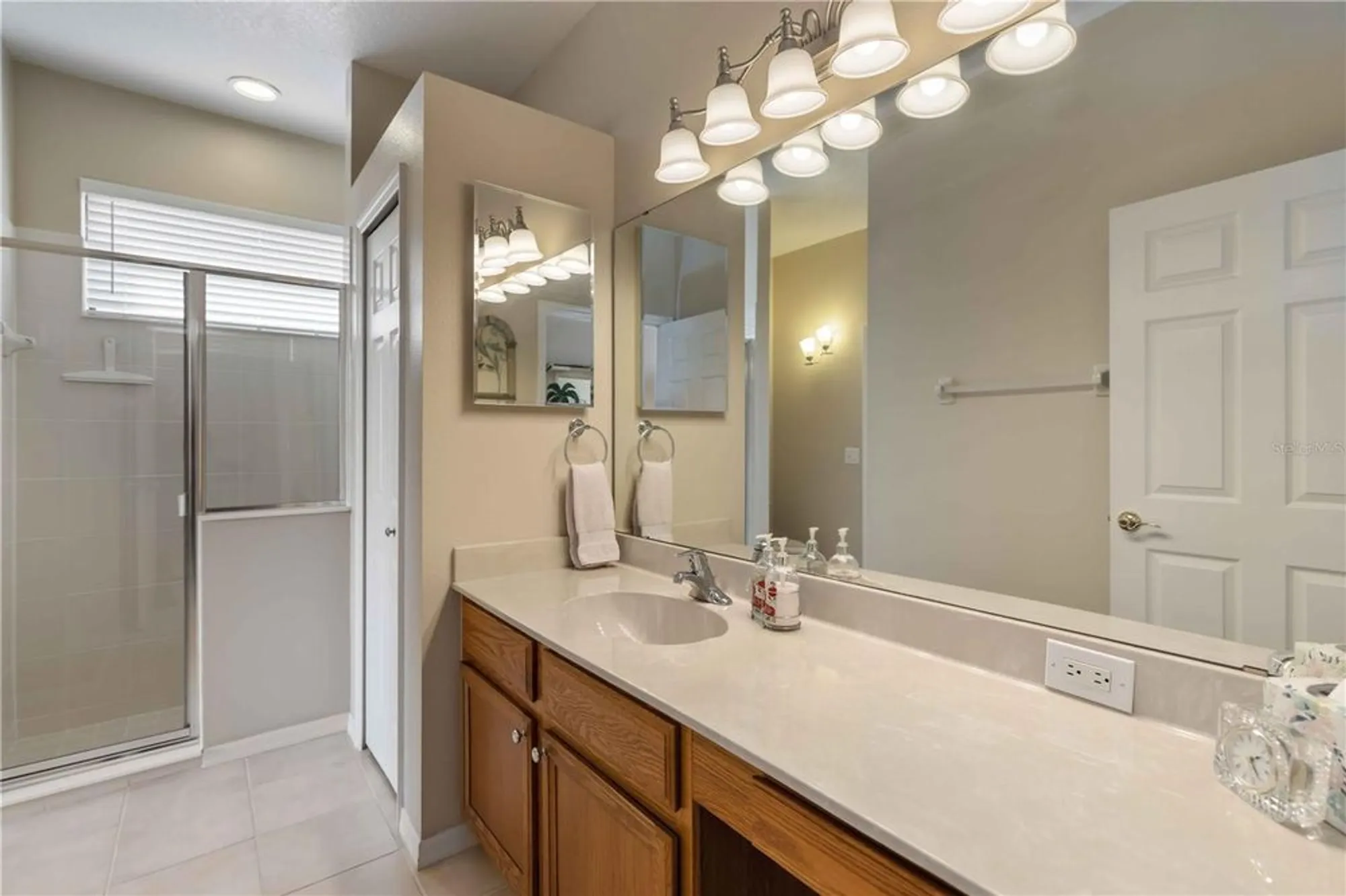 Property Slideshow image 34 of 100 | 4031 bowen falls pl, Sarasota, FL, 34243