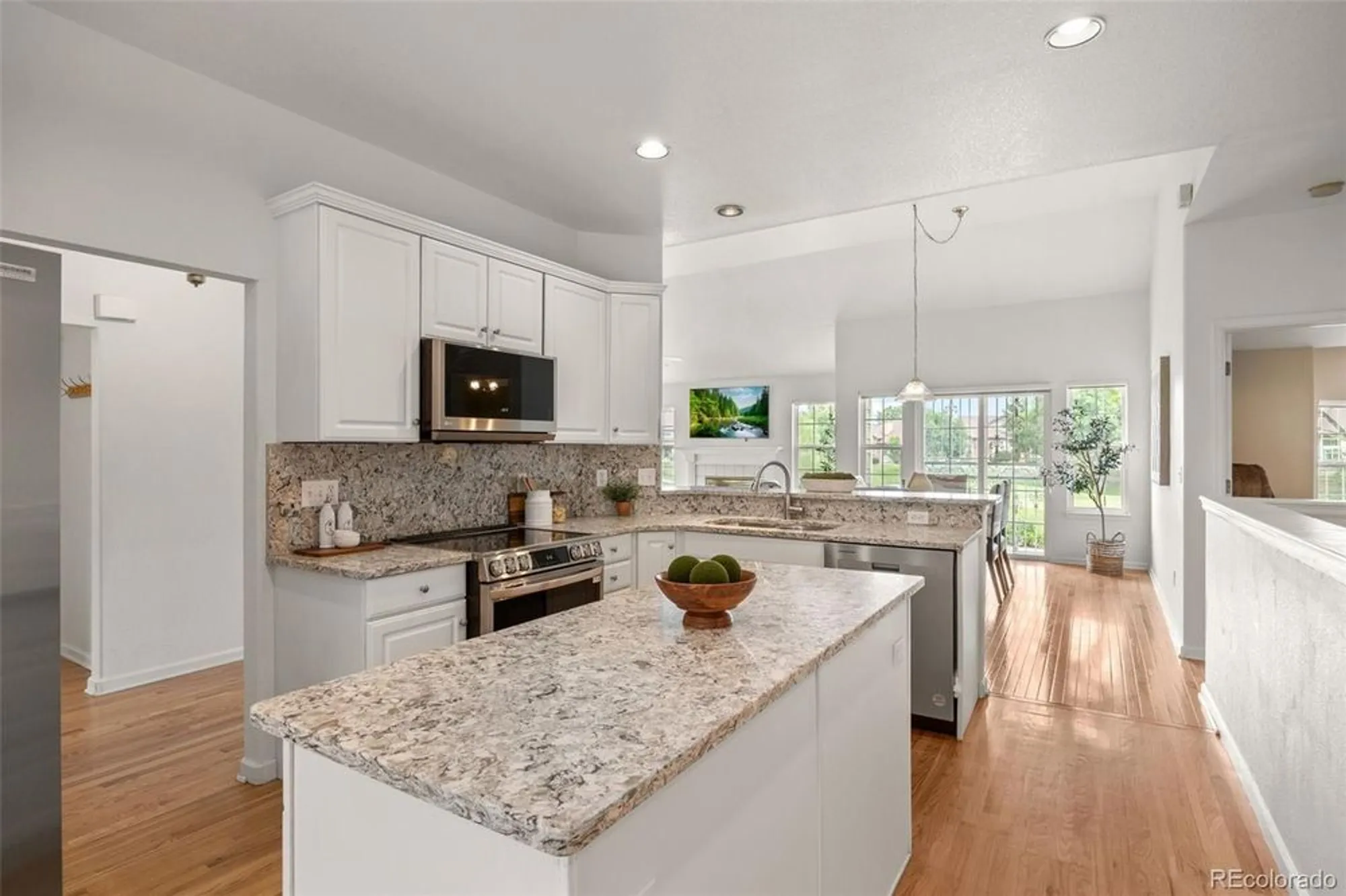 Property Slideshow image 12 of 48 | 2730 w riverwalk cir a, Littleton, CO, 80123