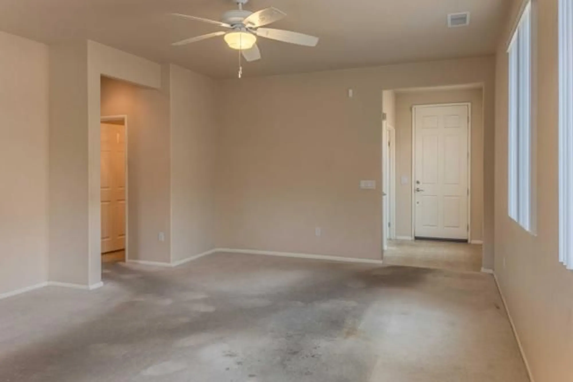 Property Slideshow image 7 of 21 | 81701 avenida de baile, Indio, CA, 92203