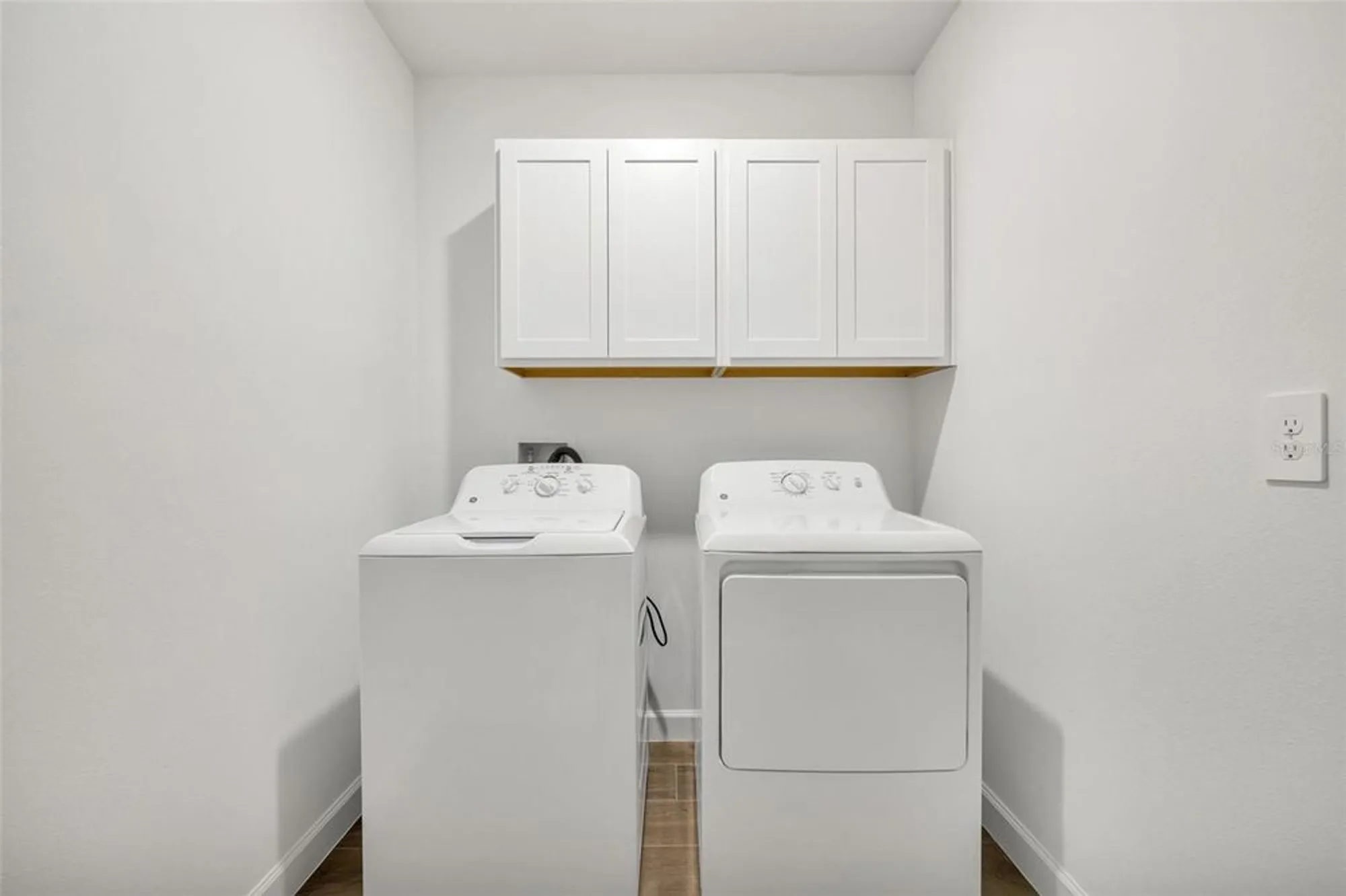 Property Slideshow image 35 of 63 | 17523 holly well ave, Wimauma, FL, 33598