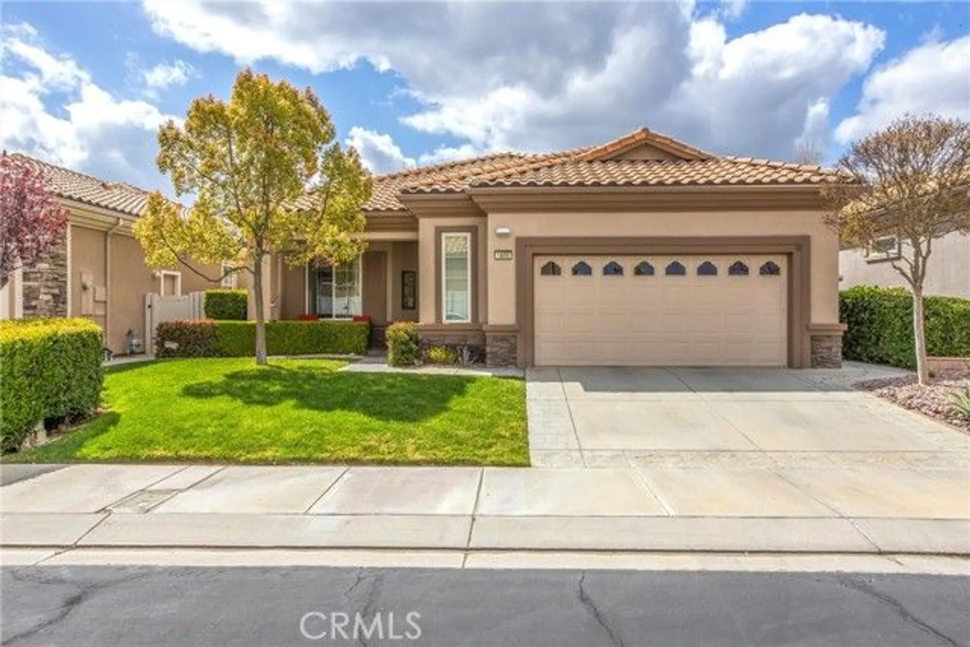 Property Slideshow image 2 of 40 | 1800 litchfield dr, Banning, CA, 92220