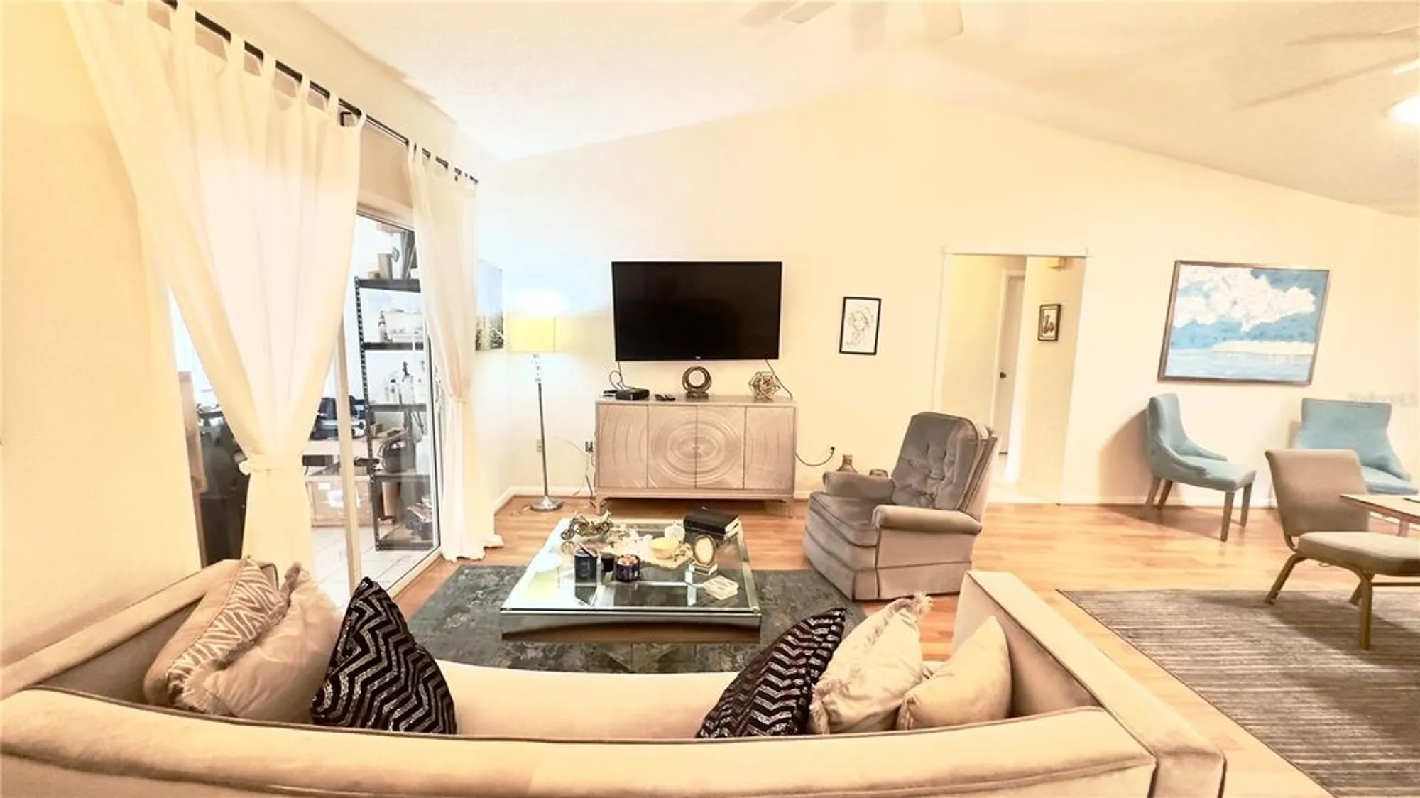 Property Slideshow image 17 of 85 | 918 dundee cir, Leesburg, FL, 34788