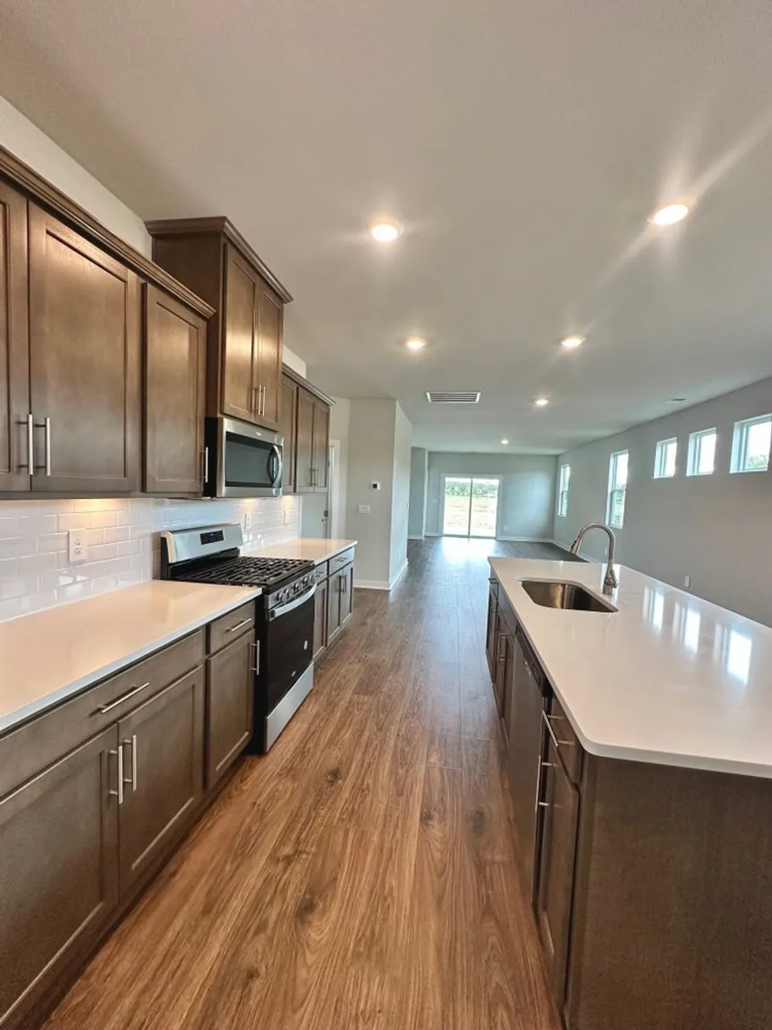 Property Slideshow image 5 of 53 | 2036 skippack pvt cir, Gallatin, TN, 37066