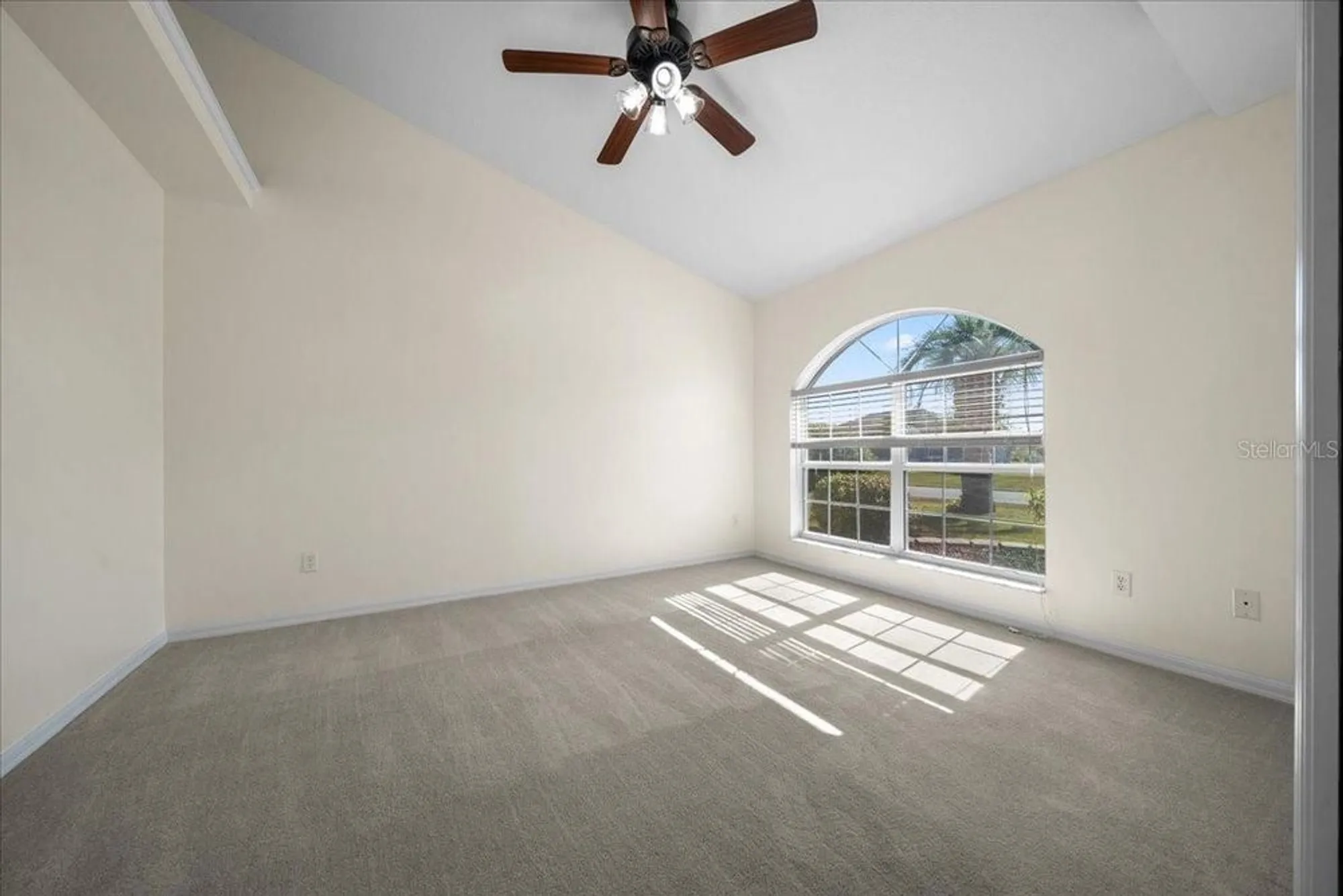 Property Slideshow image 7 of 47 | 5625 sw 85th pl, Ocala, FL, 34476