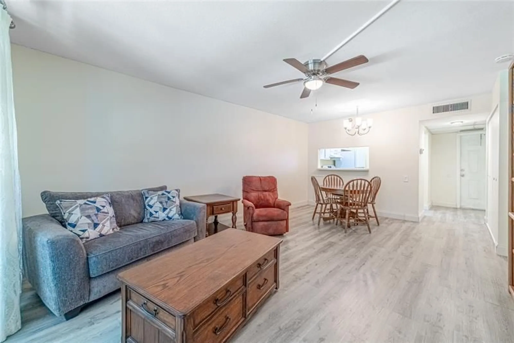 Property Slideshow image 8 of 37 | 9101 lime bay blvd apt 309, Tamarac, FL, 33321