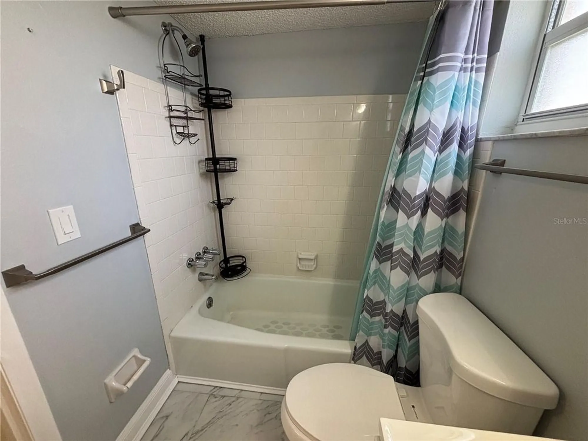 Property Slideshow image 16 of 22 | 3951 lake bayshore dr f408, Bradenton, FL, 34205