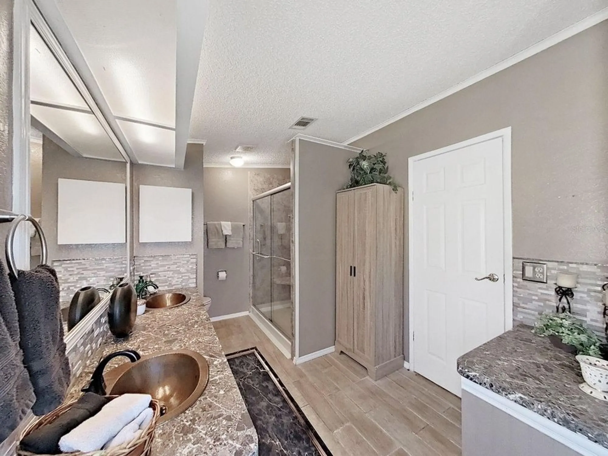 Property Slideshow image 22 of 40 | 5038 foxwood blvd, Lakeland, FL, 33810