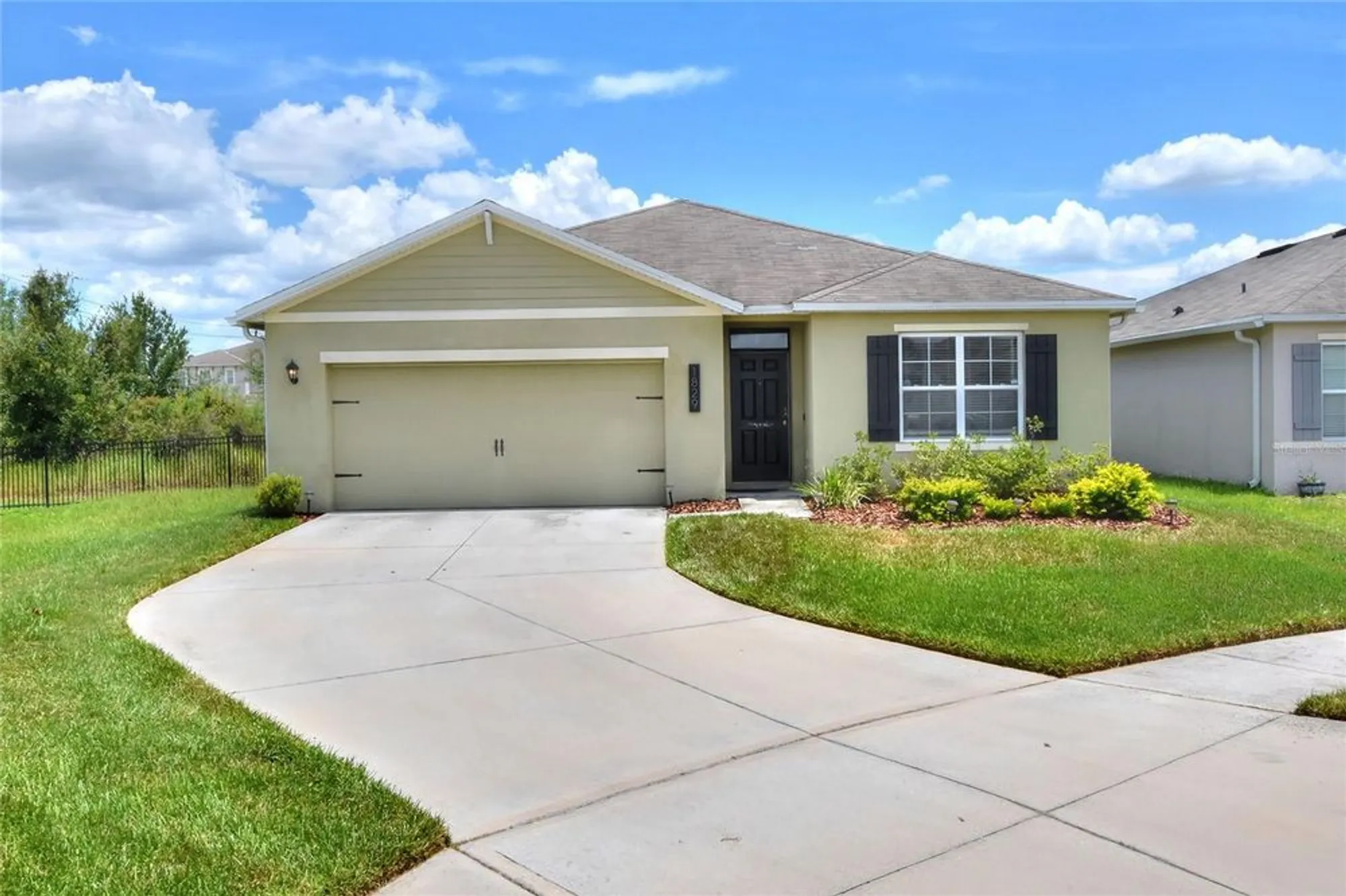 Property Slideshow image 2 of 61 | 1829 pristine loop, Lakeland, FL, 33811