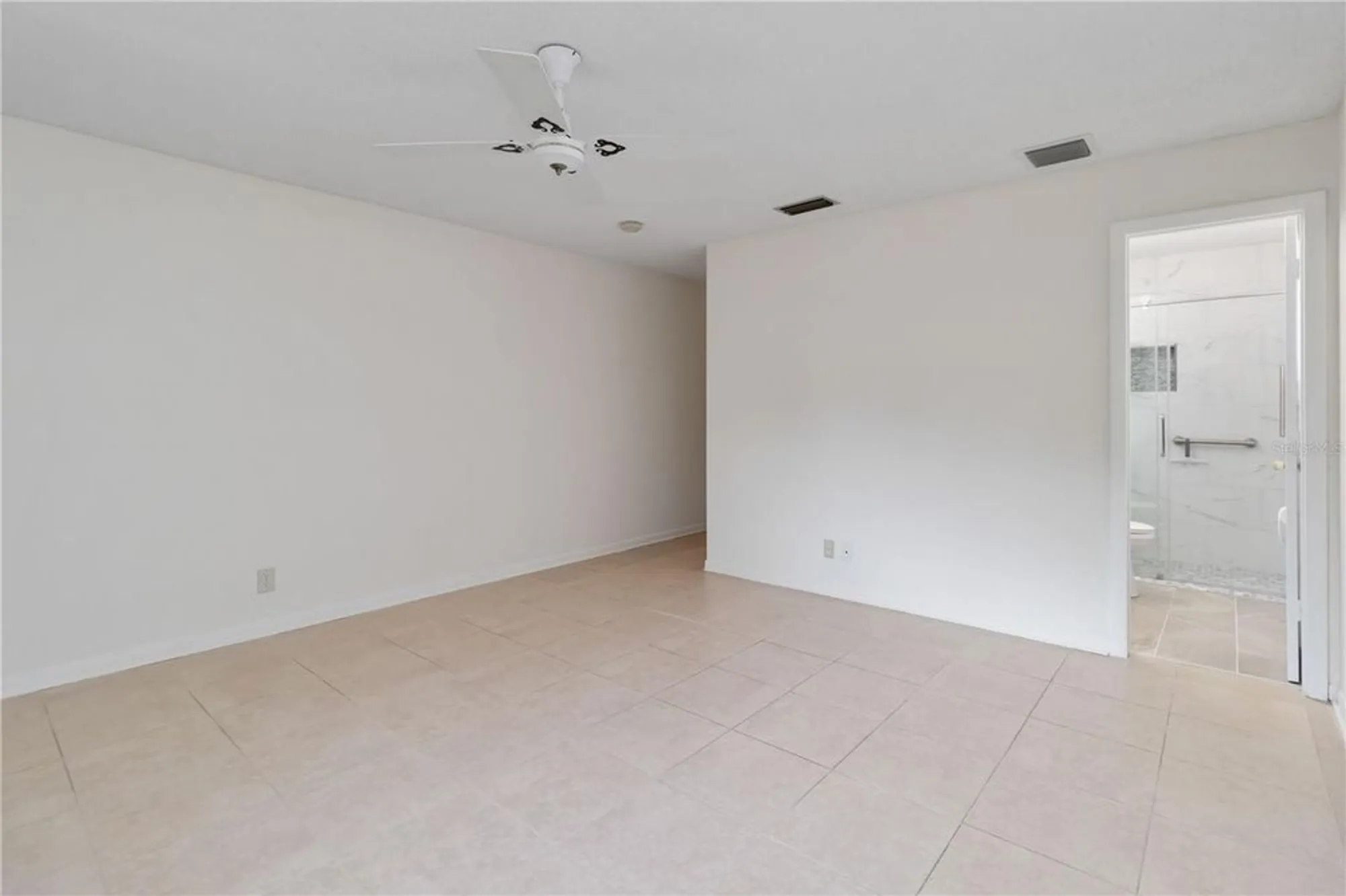 Property Slideshow image 30 of 57 | 735 nw 73rd ter, Margate, FL, 33063