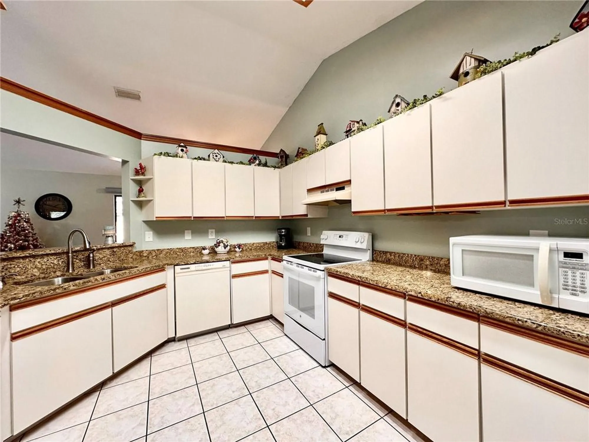 Property Slideshow image 12 of 39 | 5365 sw 84th st, Ocala, FL, 34476
