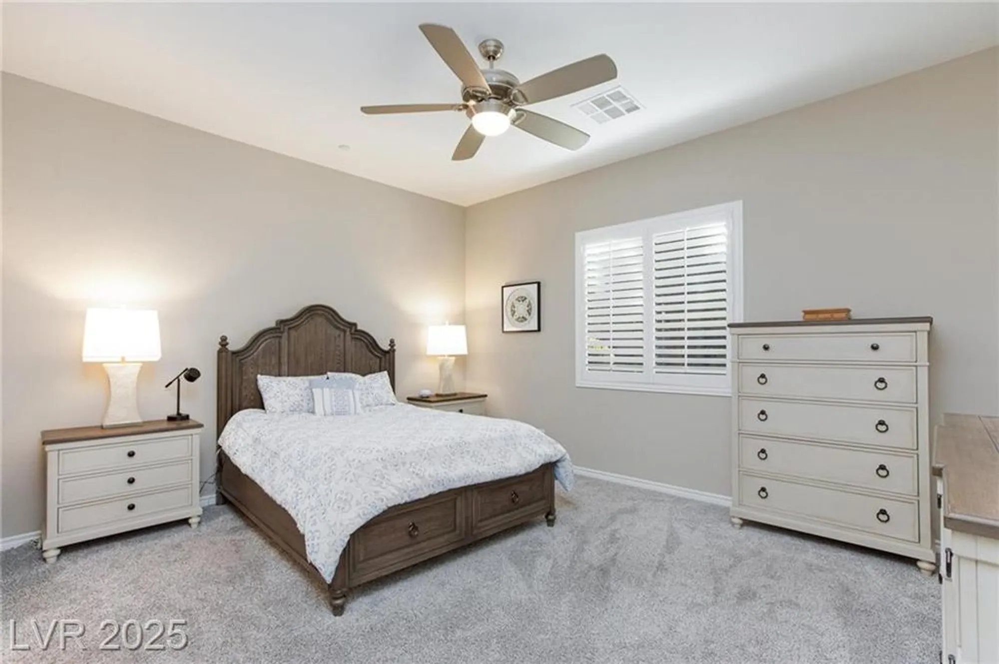 Property Slideshow image 14 of 57 | 517 open hill ave, Henderson, NV, 89011