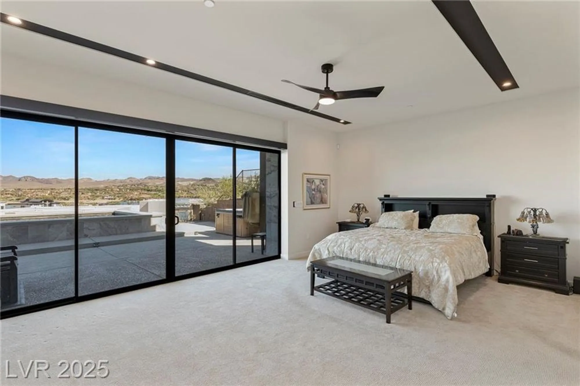 Property Slideshow image 15 of 85 | 53 falling ridge ln, Henderson, NV, 89011