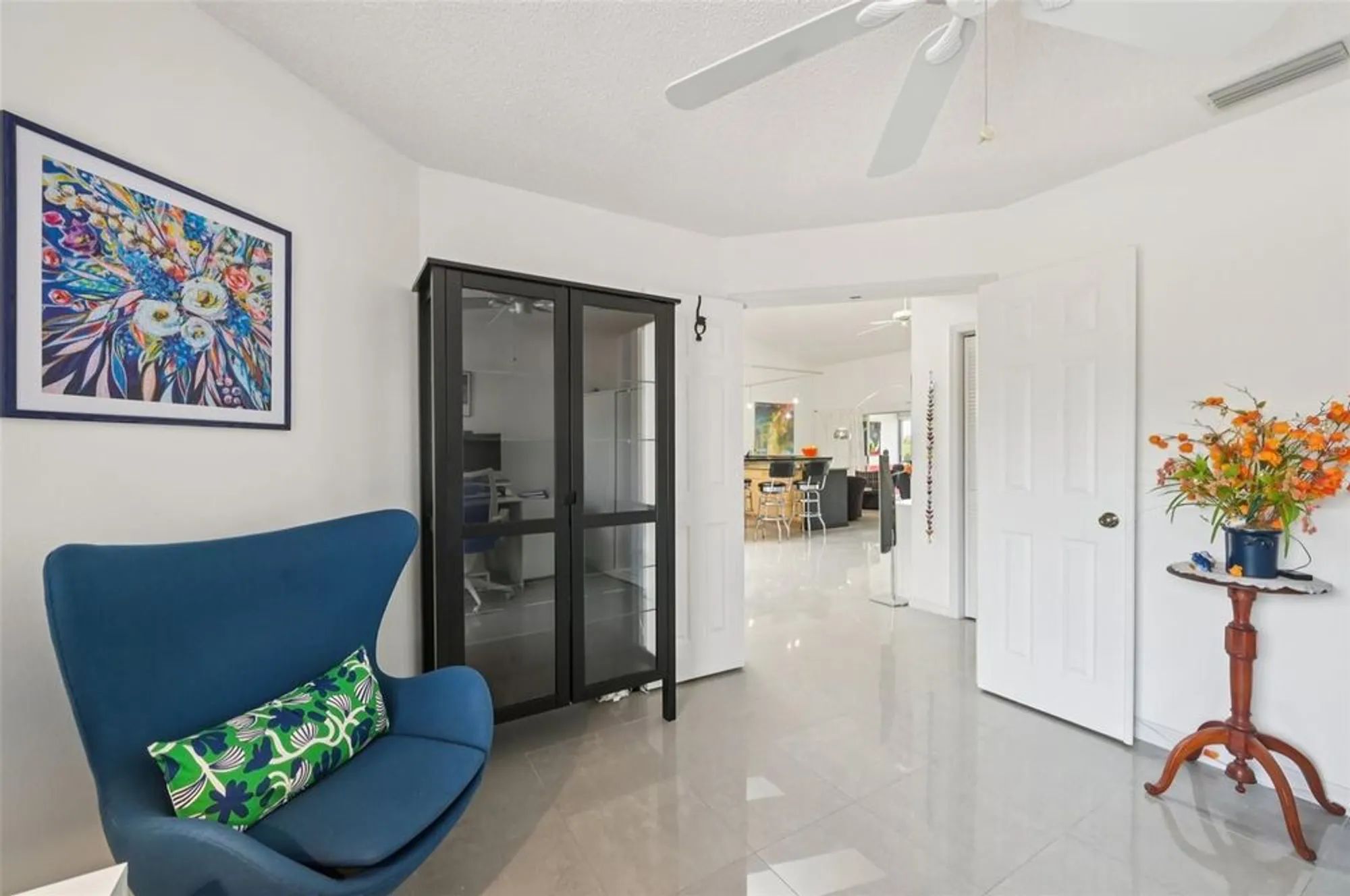 Property Slideshow image 37 of 42 | 5588 golf pointe dr # 1, Sarasota, FL, 34243