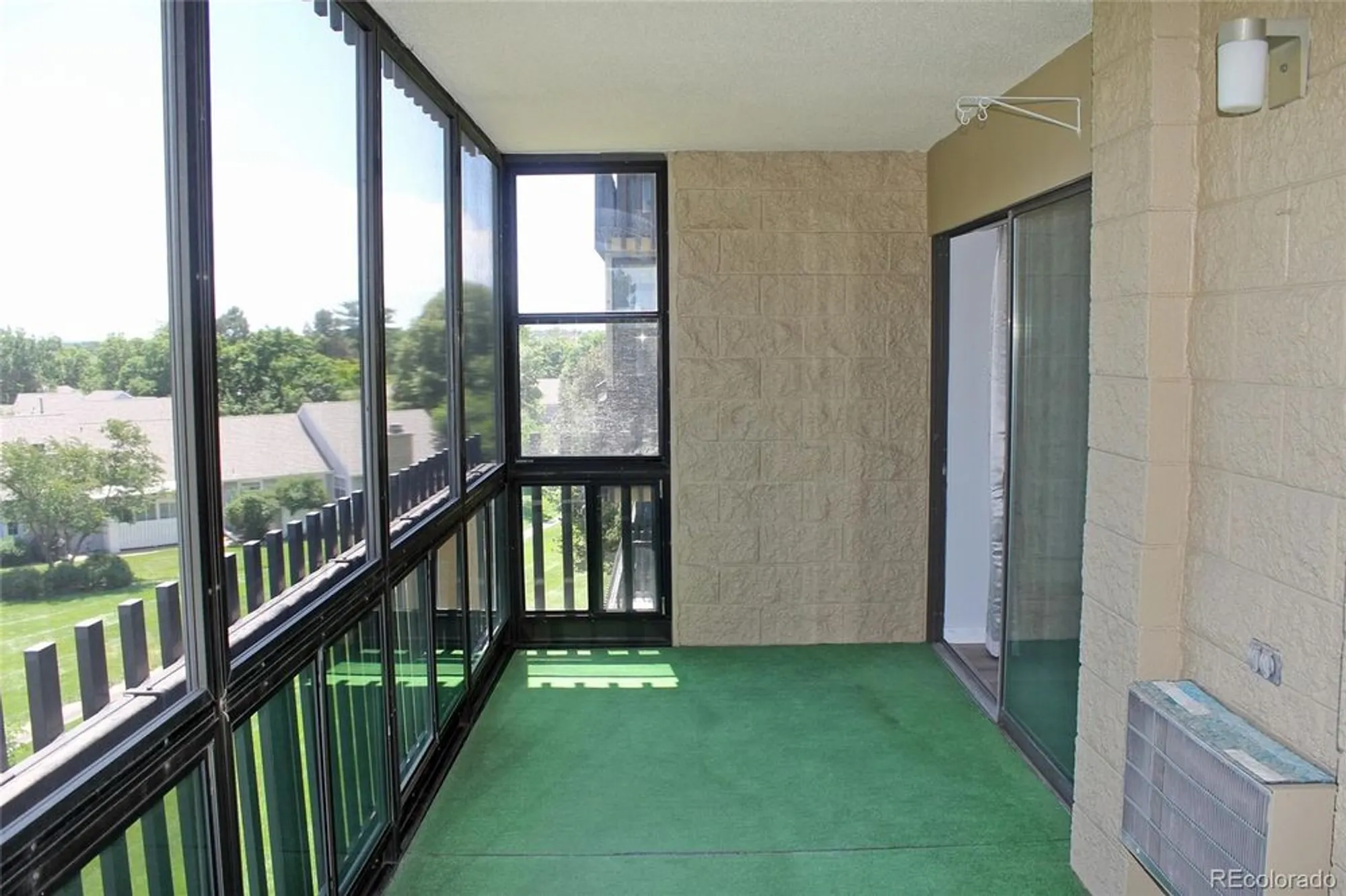 Property Slideshow image 21 of 33 | 14152 e linvale pl 311, Aurora, CO, 80014