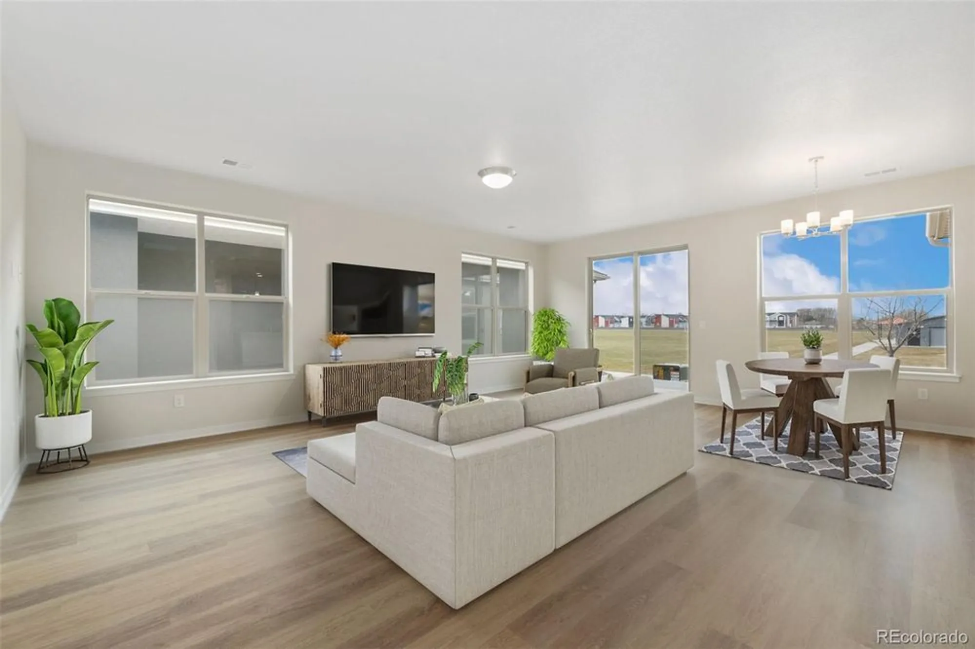 Property Slideshow image 4 of 25 | 311 josef cir, Fort Lupton, CO, 80621