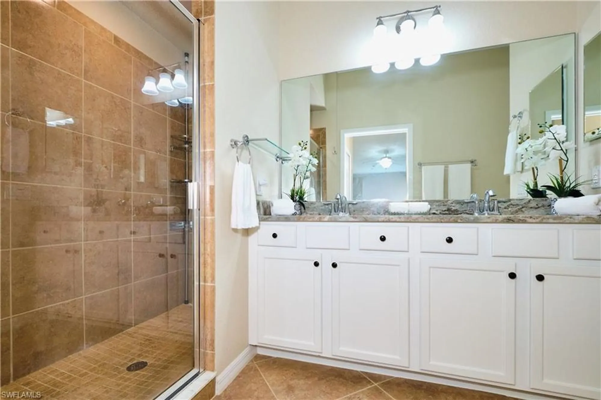 Property Slideshow image 27 of 50 | 28051 bridgetown ct unit 5725, Bonita Springs, FL, 34135