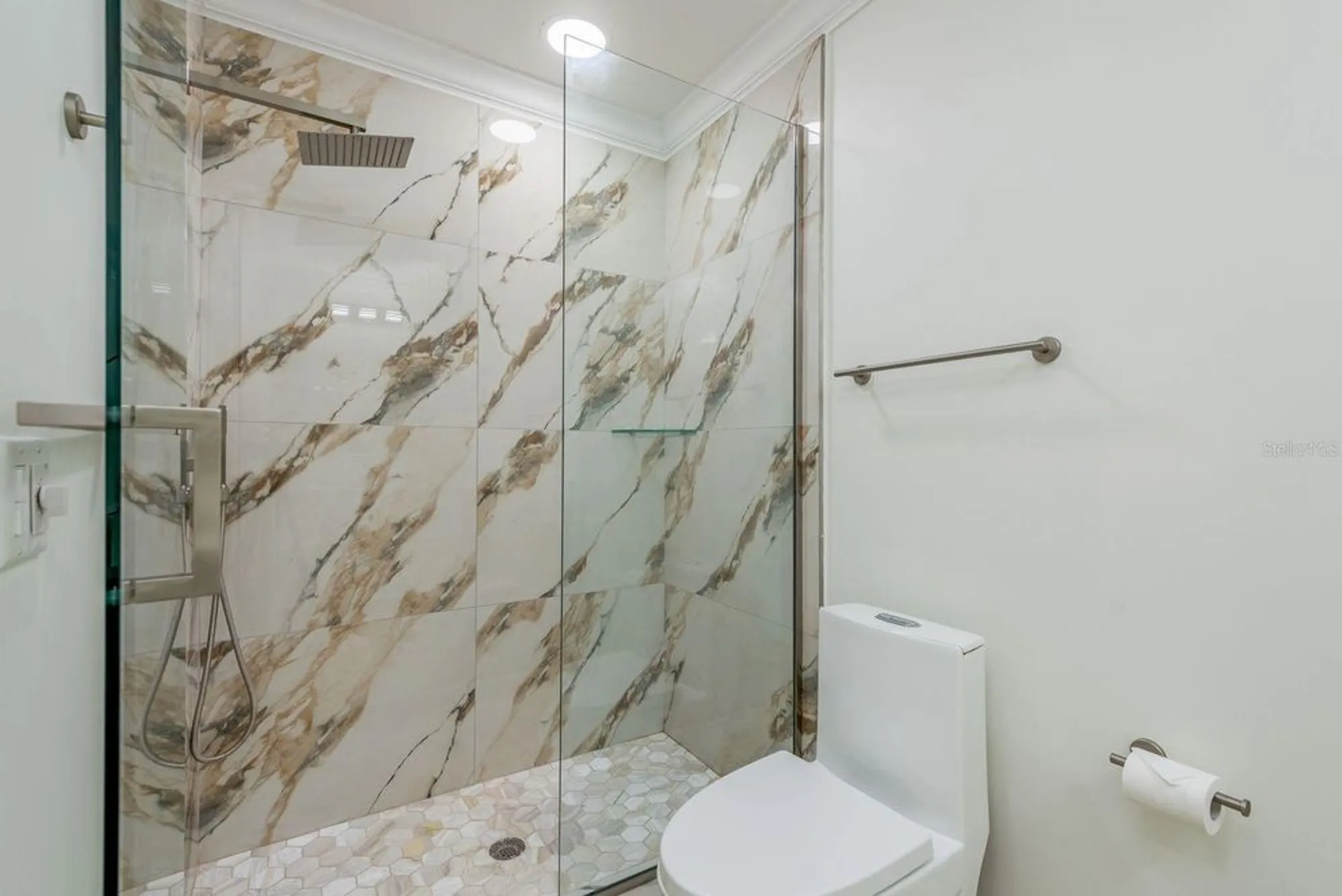 Property Slideshow image 32 of 62 | 417 boca ciega point blvd n # 417, St Petersburg, FL, 33708