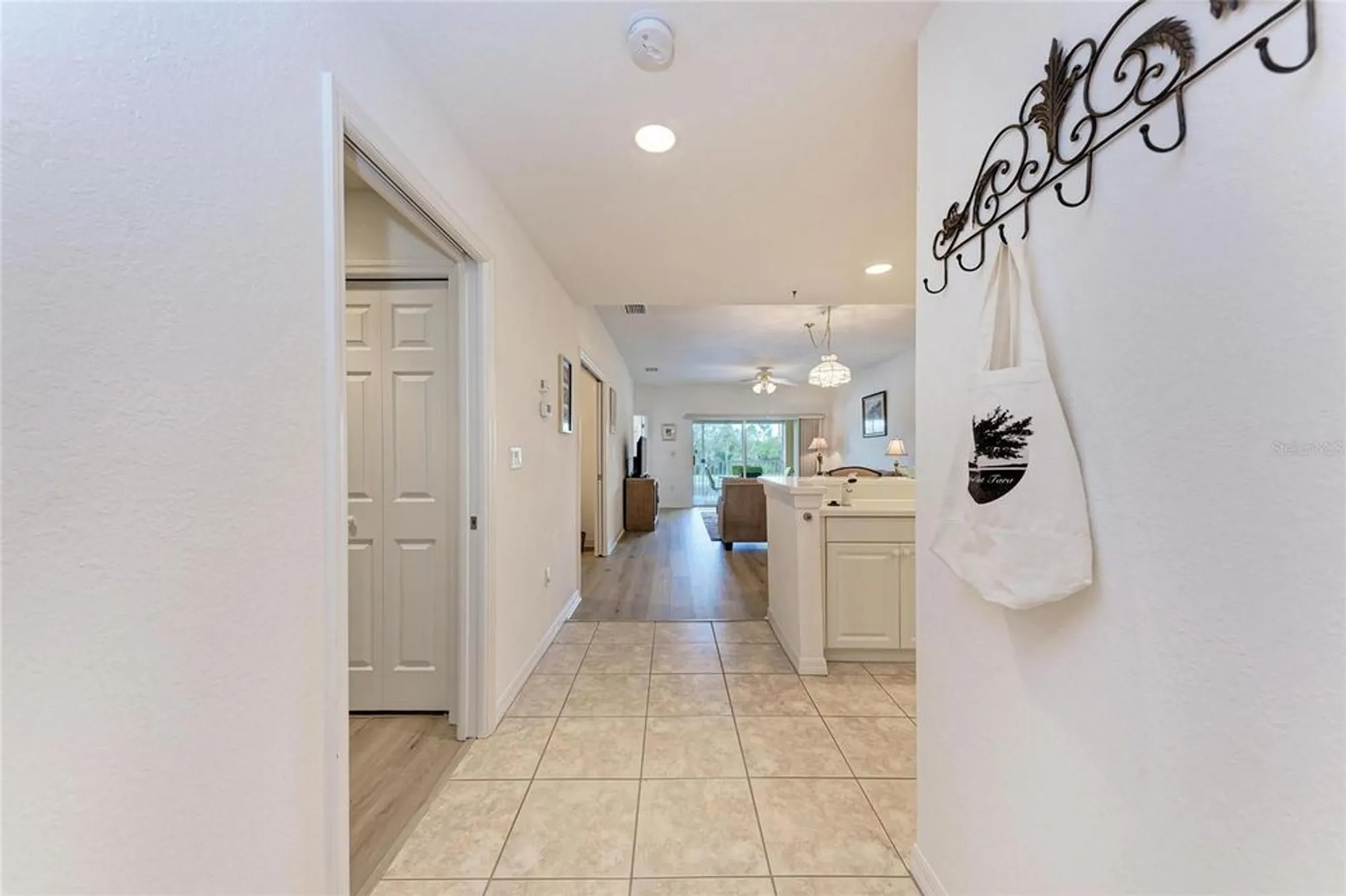 Property Slideshow image 6 of 41 | 6326 grand oak cir 203, Bradenton, FL, 34203