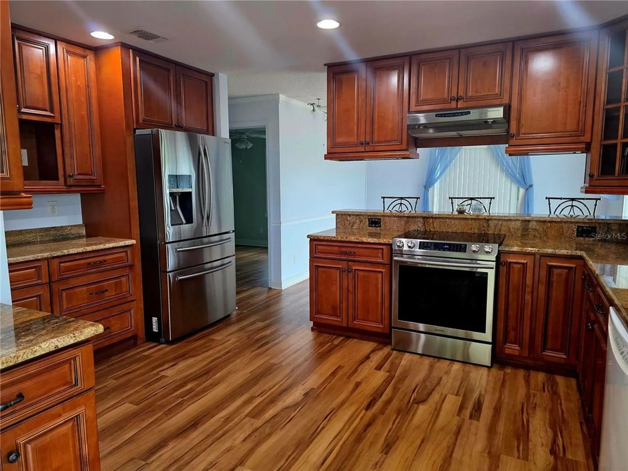 Property Slideshow image 5 of 34 | 1936 new bedford dr, Sun City Center, FL, 33573