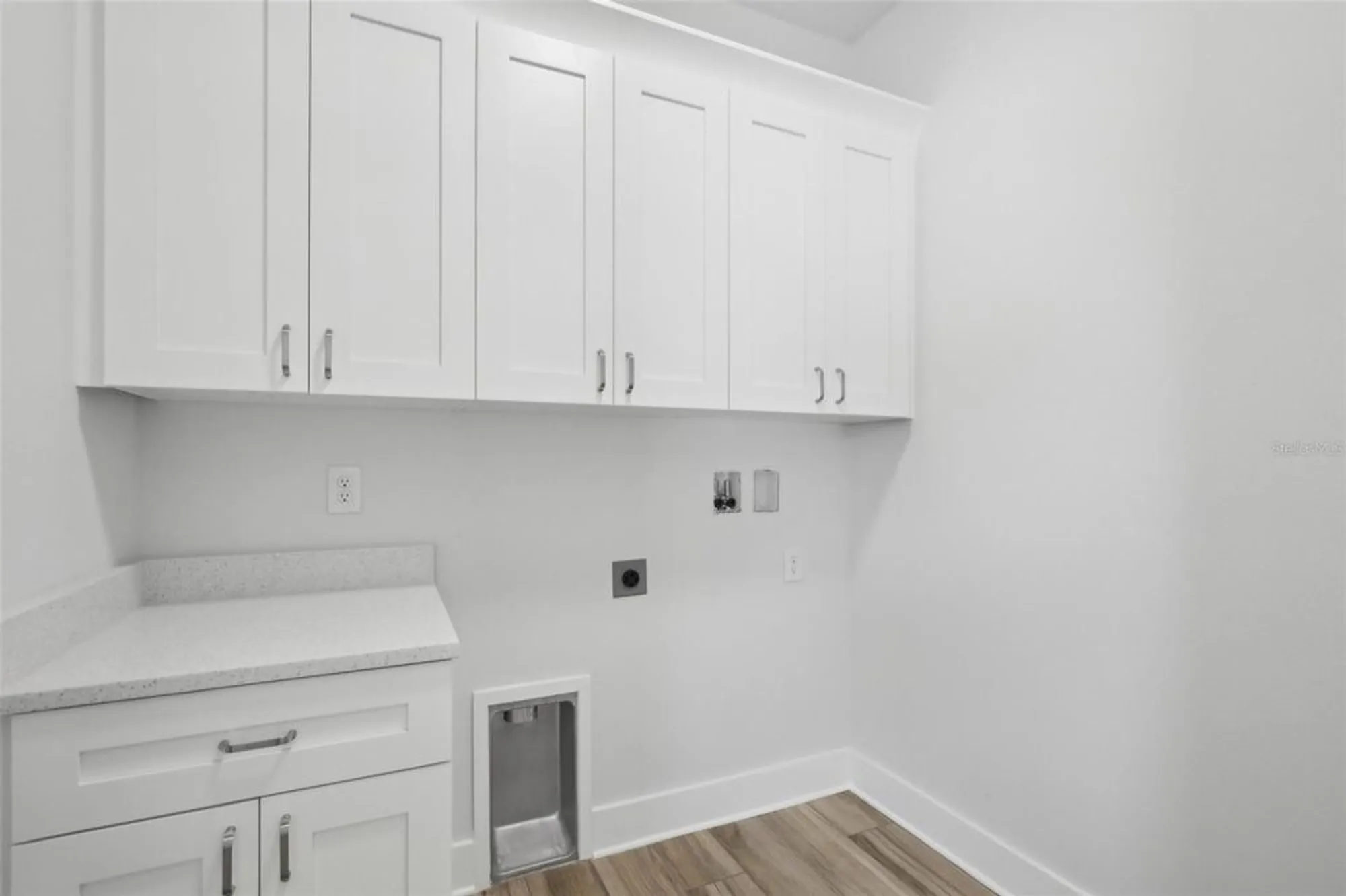 Property Slideshow image 27 of 32 | 718 desert hills way, Sun City Center, FL, 33573