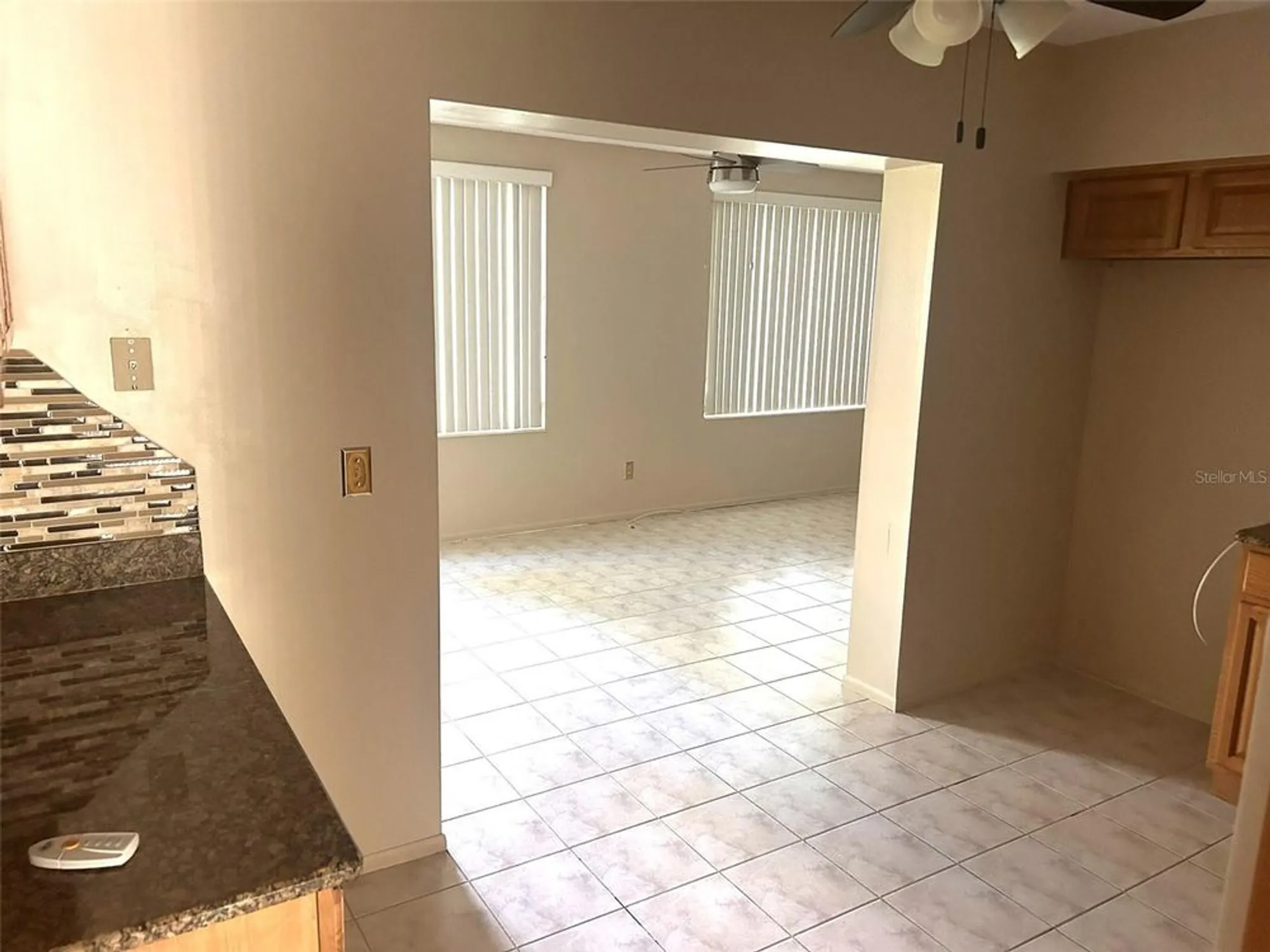 Property Slideshow image 7 of 55 | 2402 ecuadorian way apt 18, Clearwater, FL, 33763