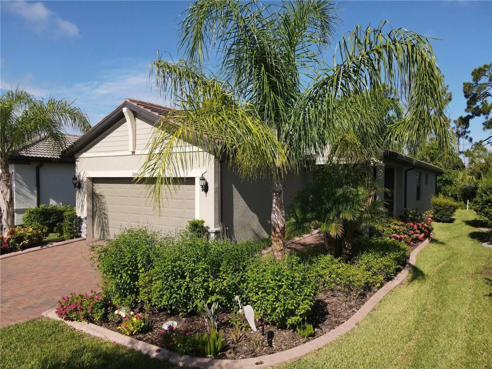 Property Slideshow image 4 of 64 | 2555 brassica dr, North Port, FL, 34289