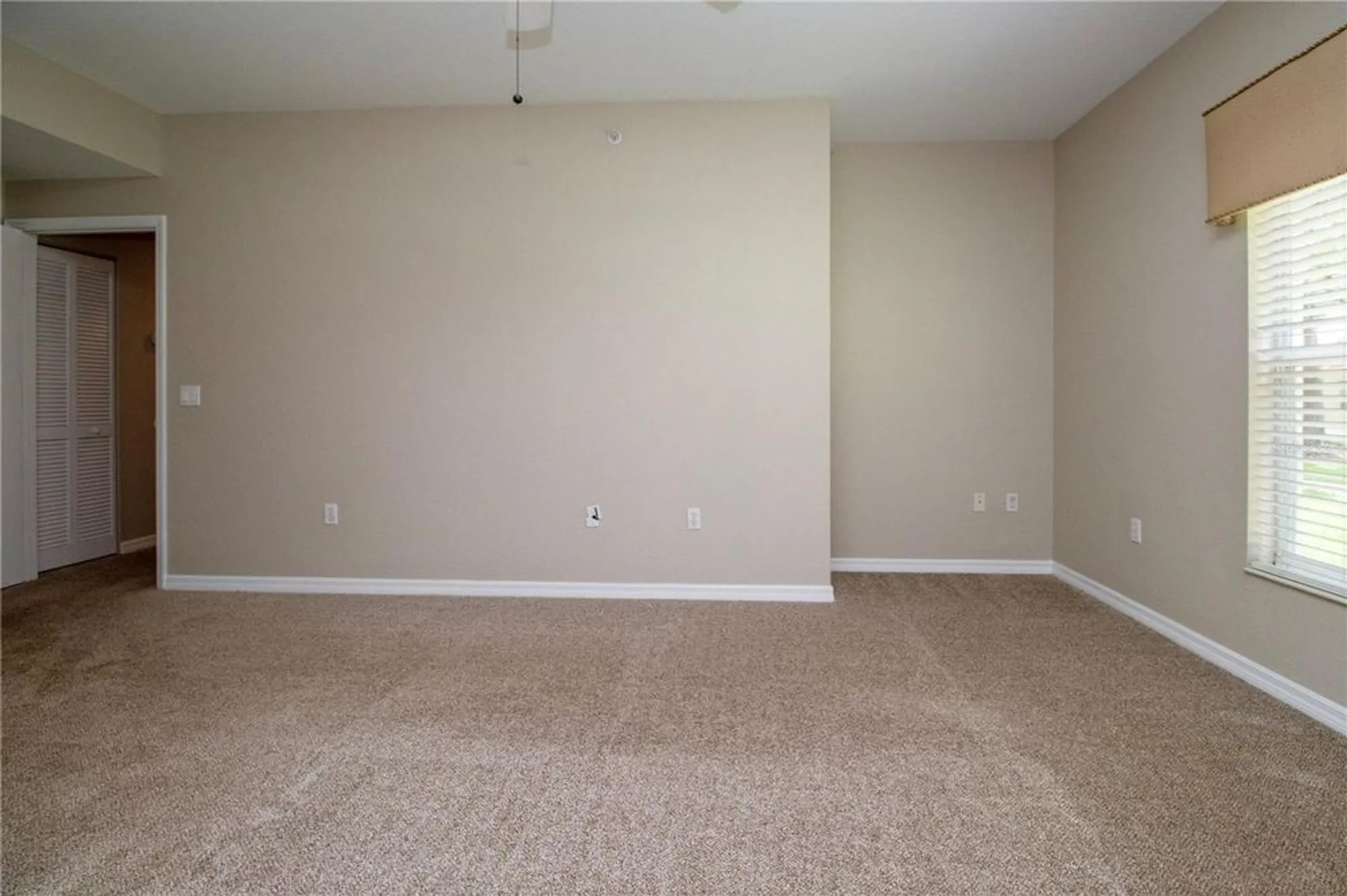 Property Slideshow image 19 of 37 | 7139 cedar hollow cir # 101, Bradenton, FL, 34203