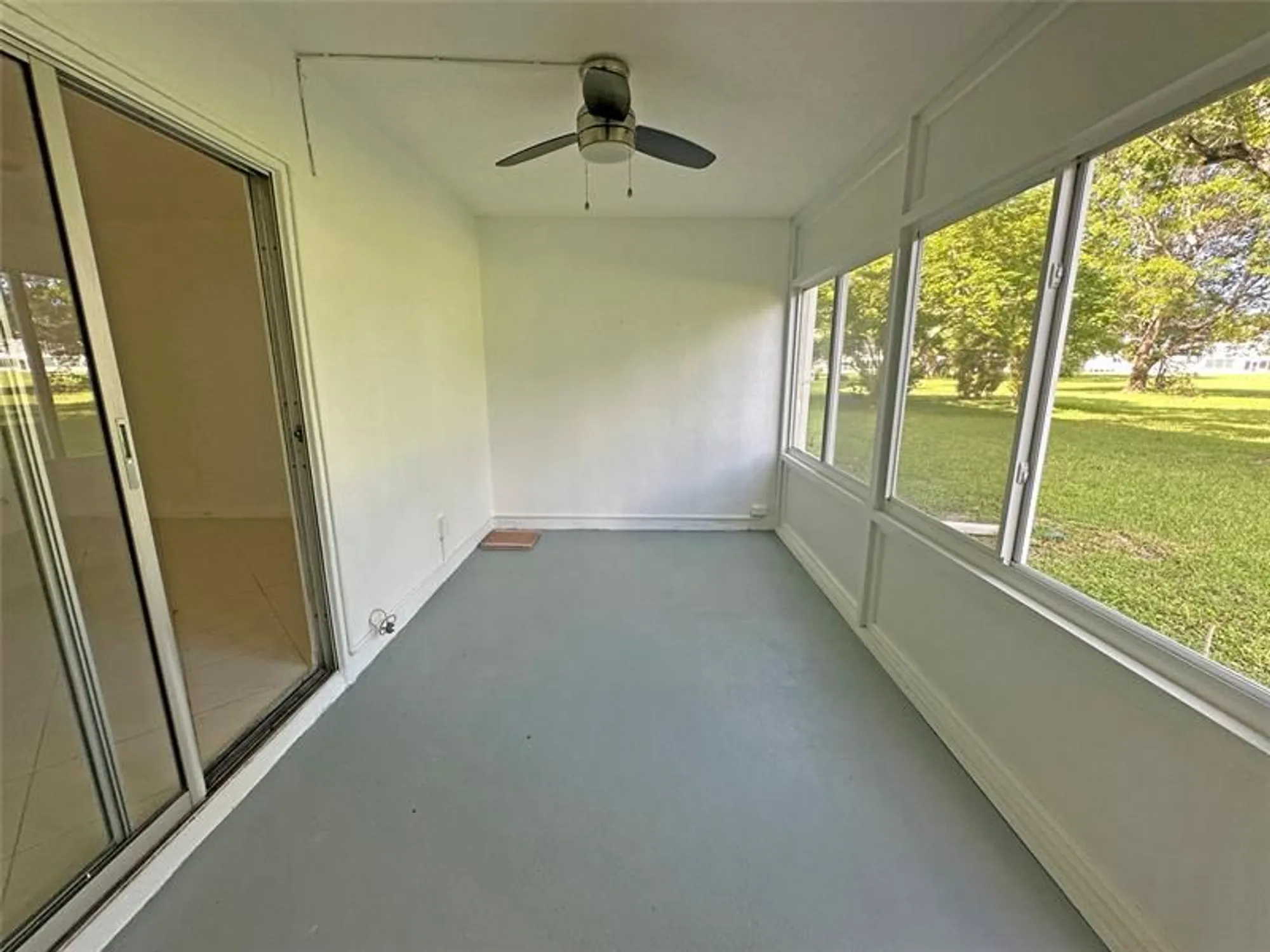 Property Slideshow image 13 of 17 | 1031 berkshire b # 1031, Deerfield Beach, FL, 33442