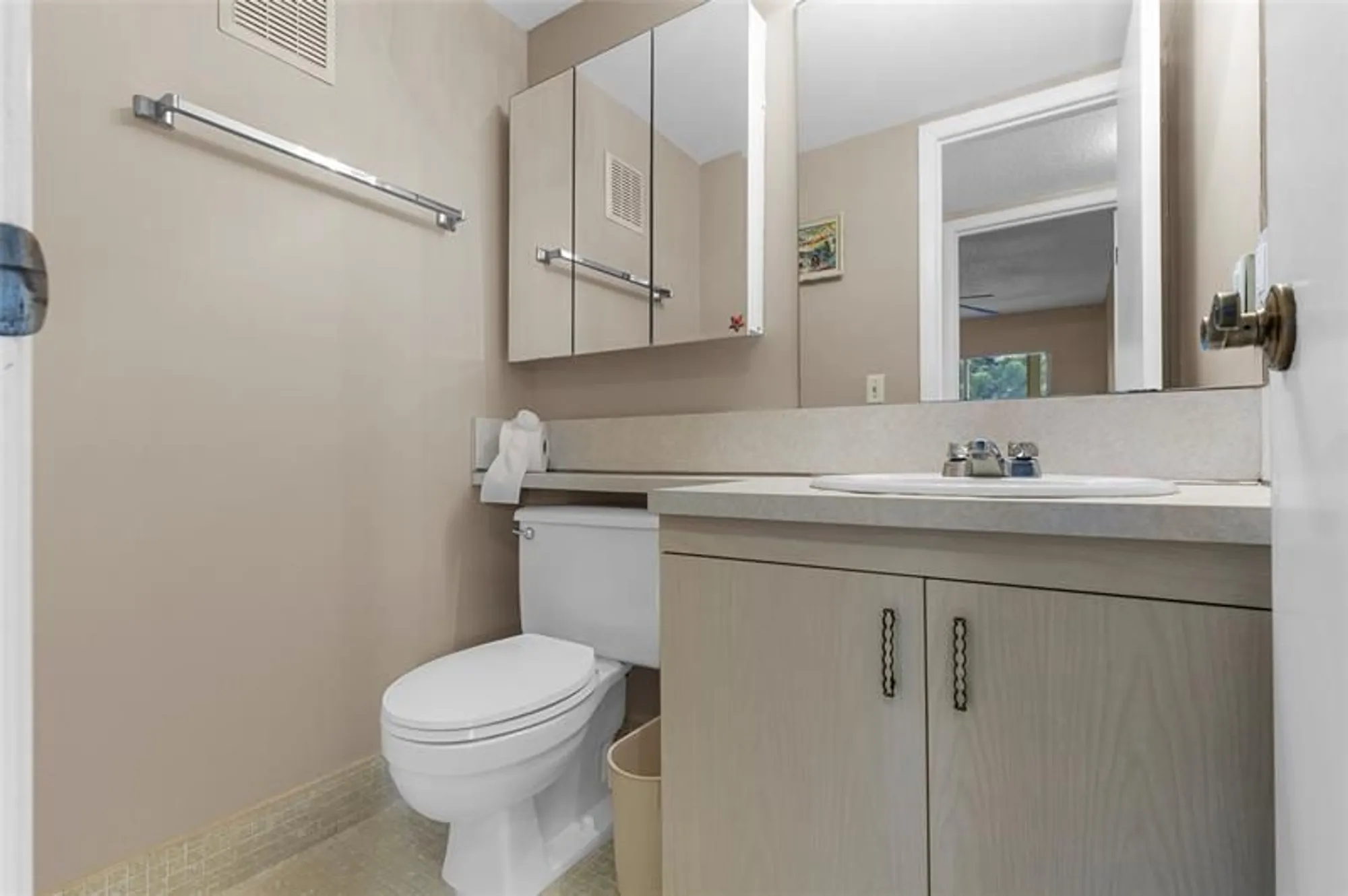Property Slideshow image 18 of 49 | 4160 cambridge g # 4160, Deerfield Beach, FL, 33442