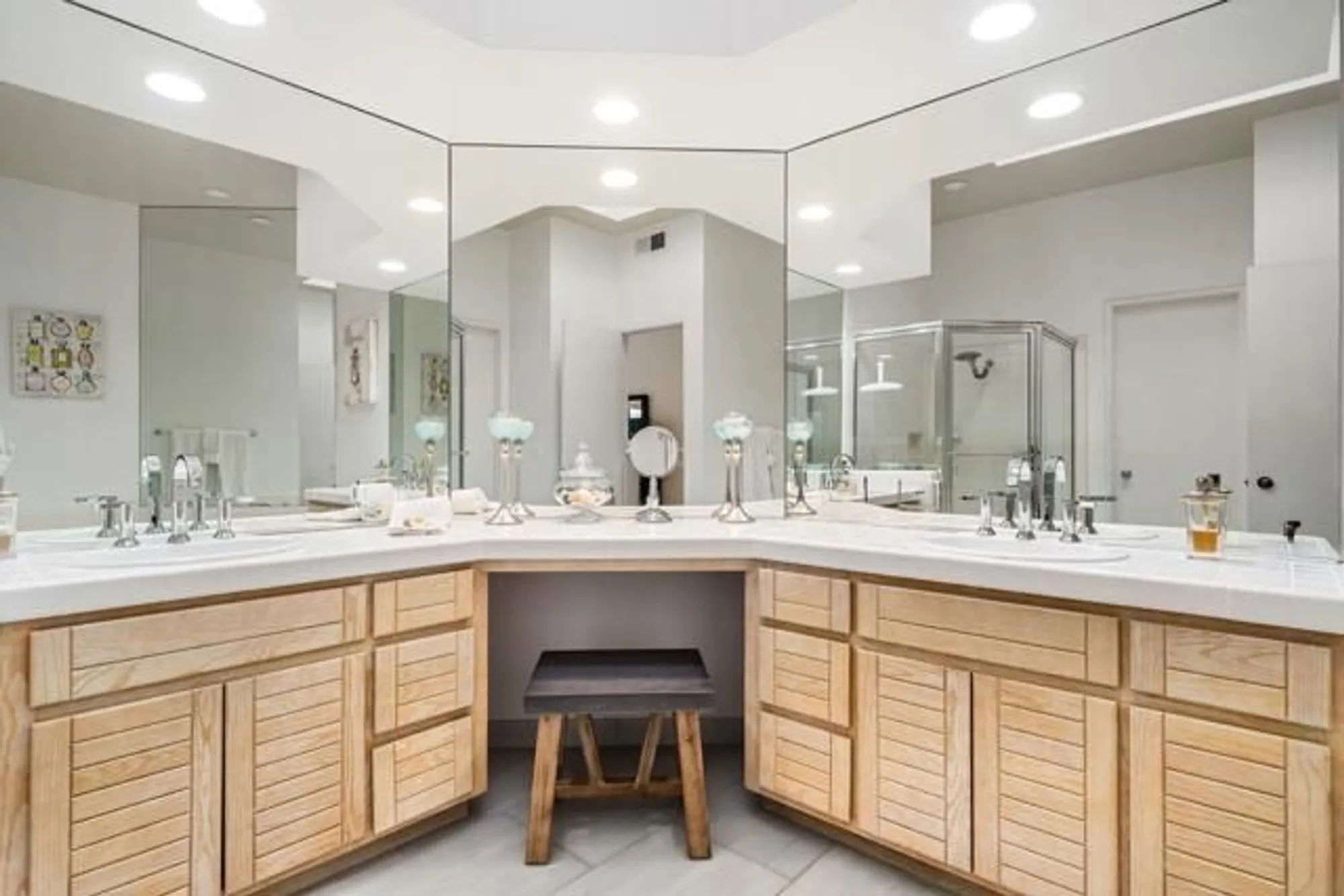 Property Slideshow image 31 of 42 | 80393 pebble bch, La Quinta, CA, 92253