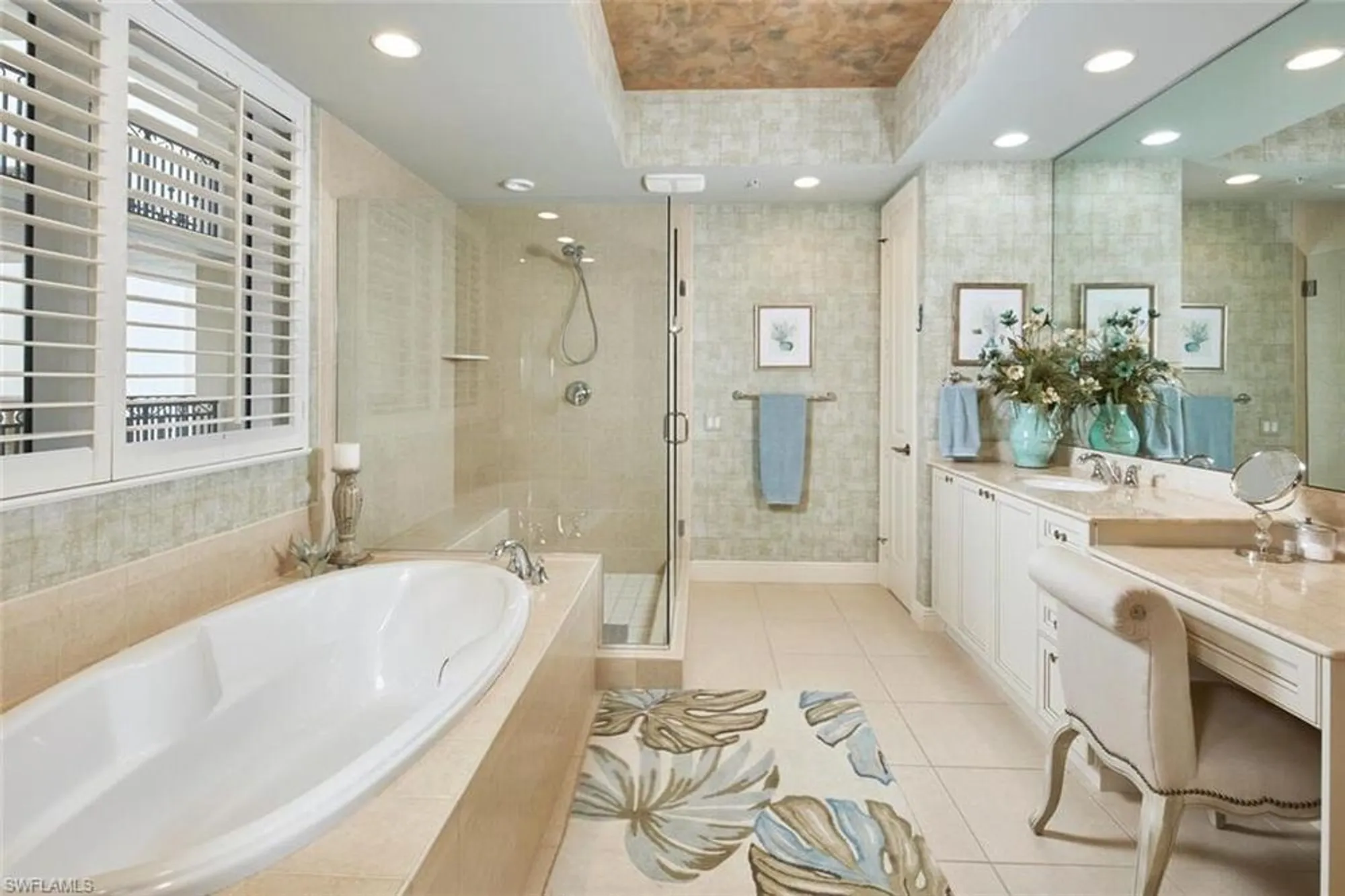 Property Slideshow image 9 of 22 | 24031 via castella dr 1203, Bonita Springs, FL, 34134