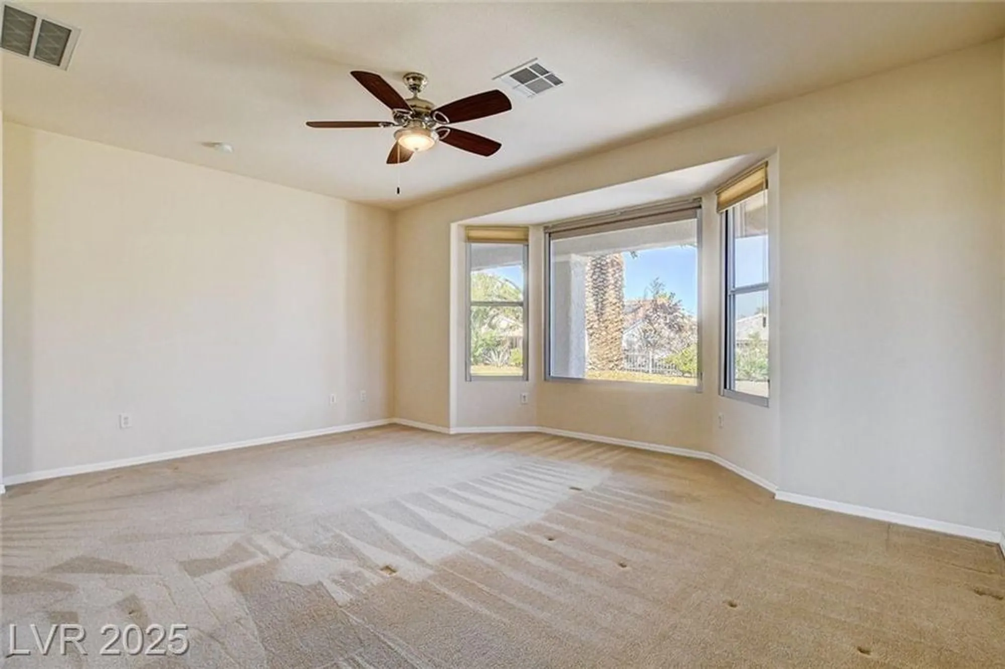 Property Slideshow image 24 of 50 | 10504 bambola pl, Las Vegas, NV, 89135