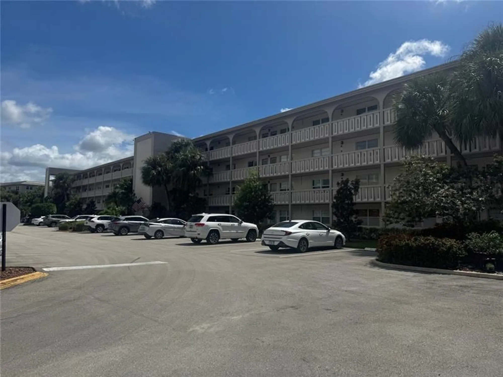 Property Slideshow image 28 of 58 | 3302 aruba way m1, Coconut Creek, FL, 33066