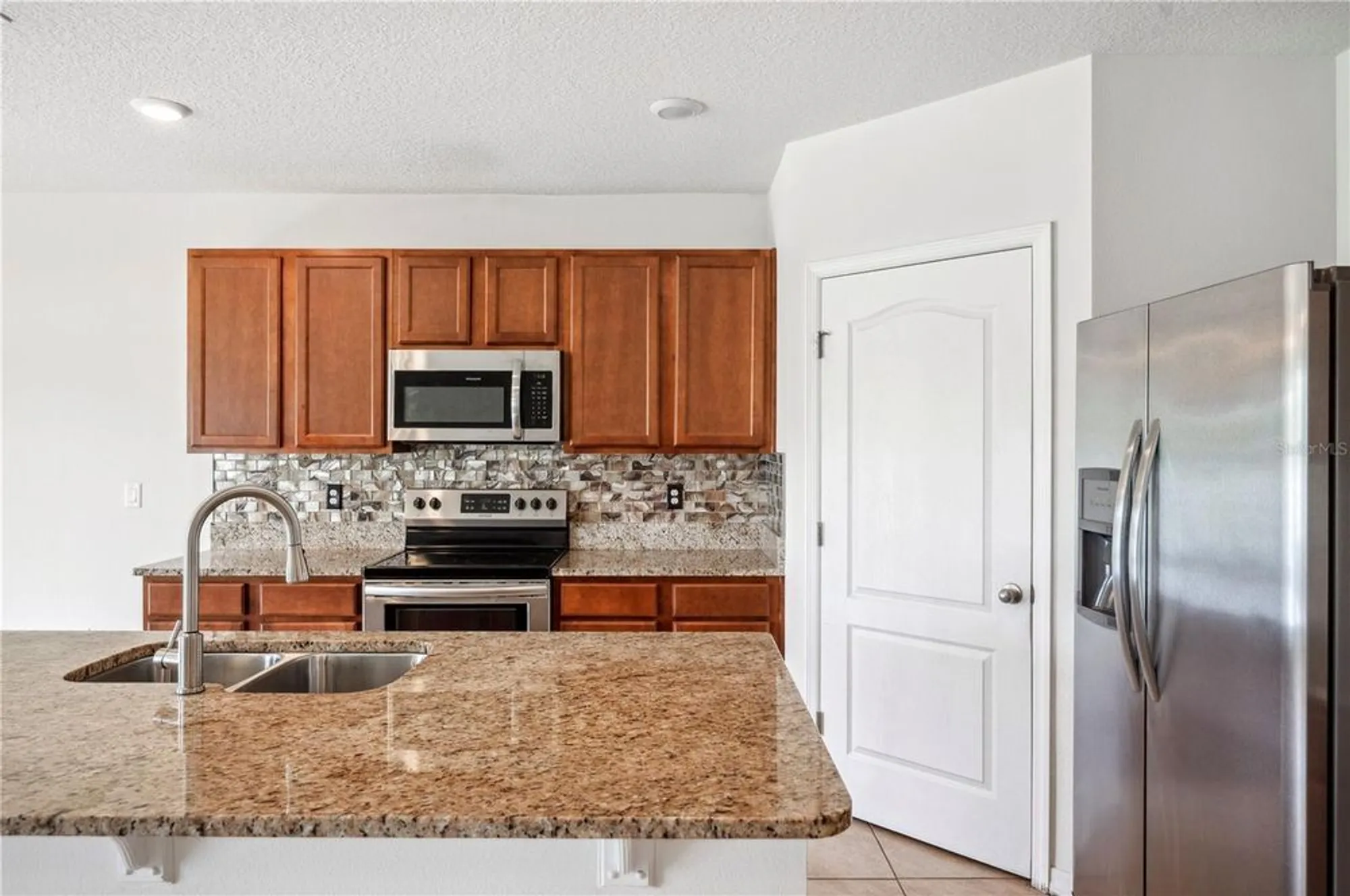 Property Slideshow image 9 of 49 | 2062 blue highlands dr, Lakeland, FL, 33811