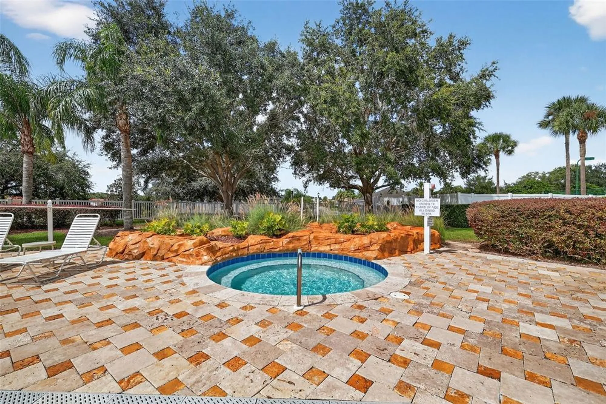 Property Slideshow image 42 of 54 | 10063 lake miona way, Oxford, FL, 34484