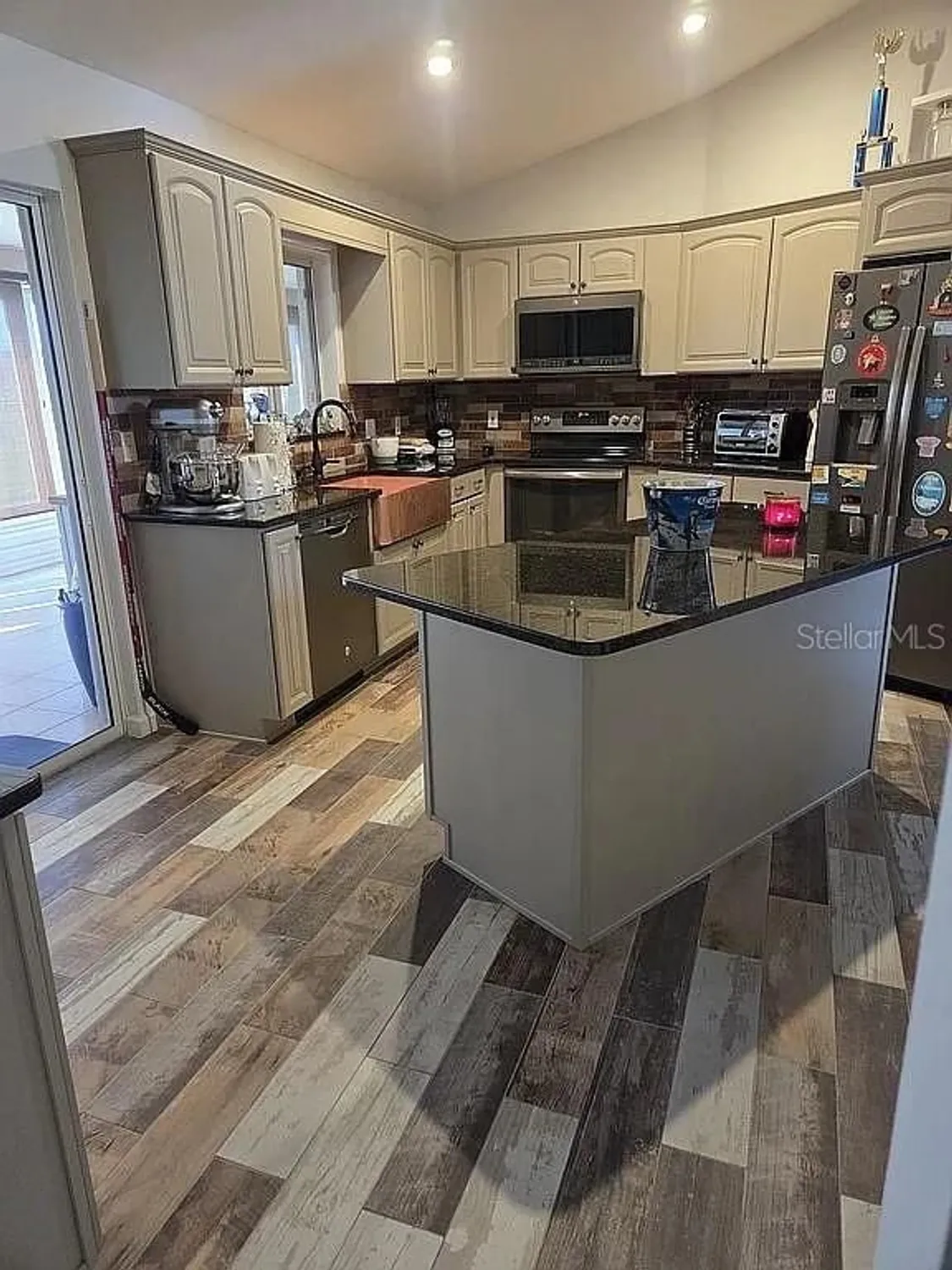 Property Slideshow image 4 of 91 | 2445 nw 53rd avenue rd, Ocala, FL, 34482