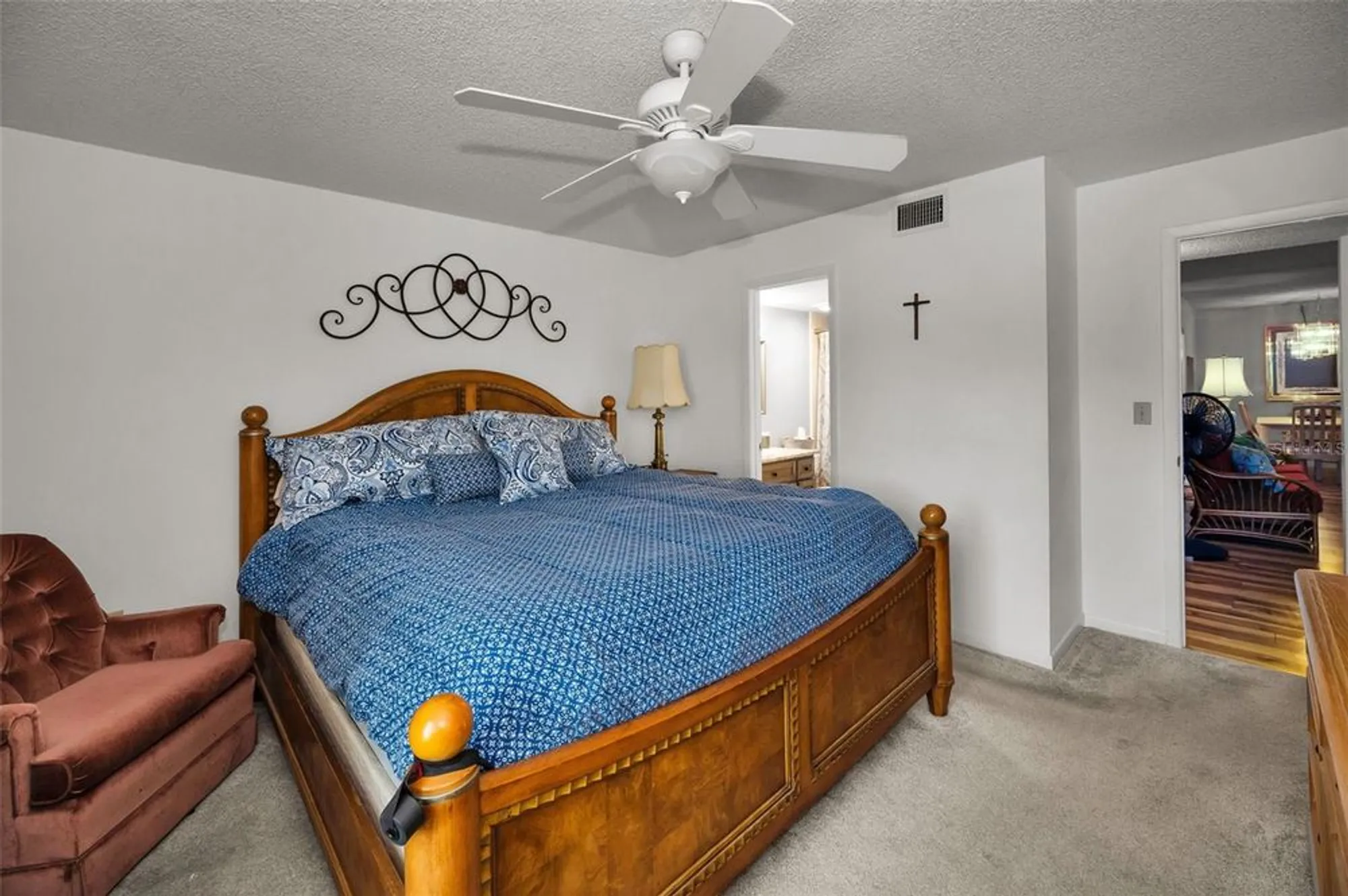 Property Slideshow image 33 of 65 | 2666 pine ridge way c2, Palm Harbor, FL, 34684