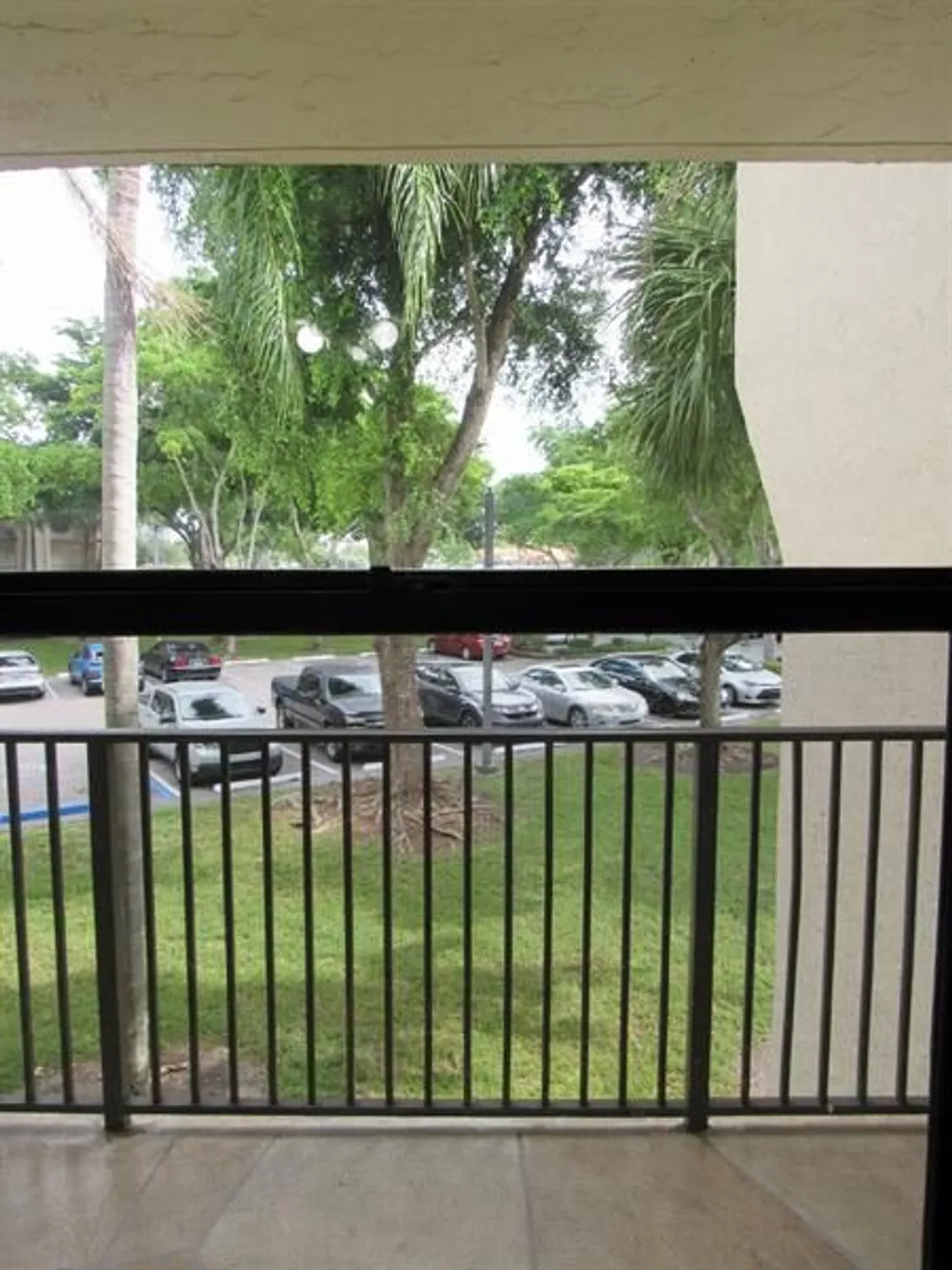 Property Slideshow image 15 of 52 | 6351 n university dr 224, Tamarac, FL, 33321