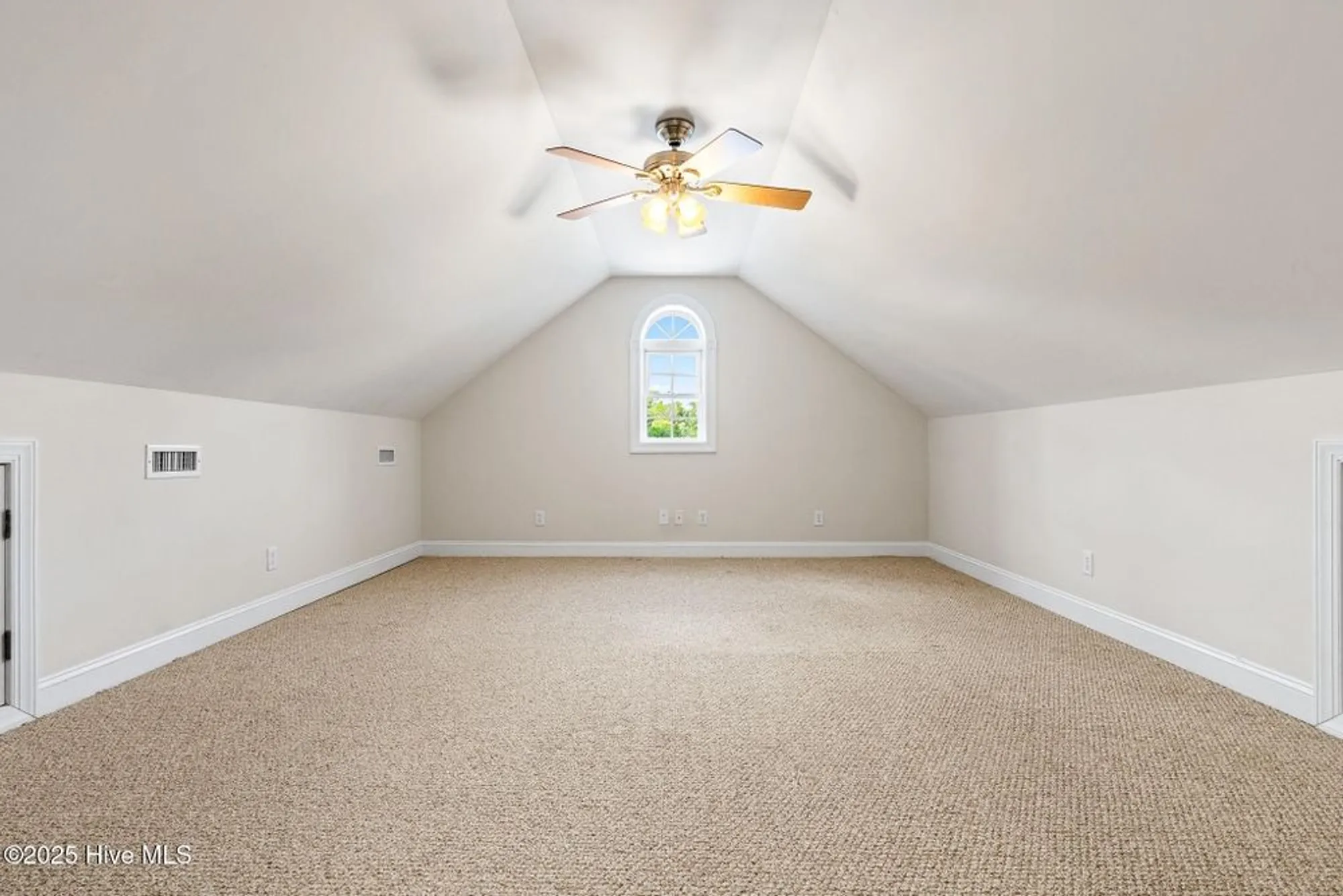 Property Slideshow image 39 of 77 | 4405 bluffan ct, Southport, NC, 28461