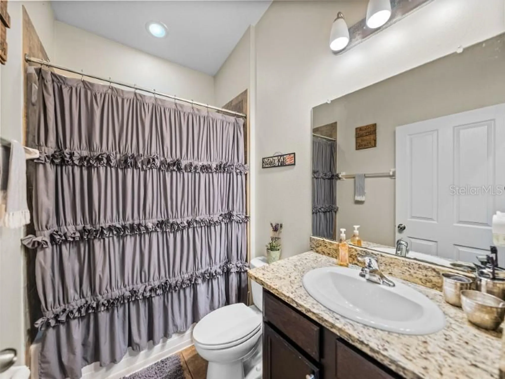 Property Slideshow image 35 of 59 | 13302 trailing moss dr, Dade City, FL, 33525