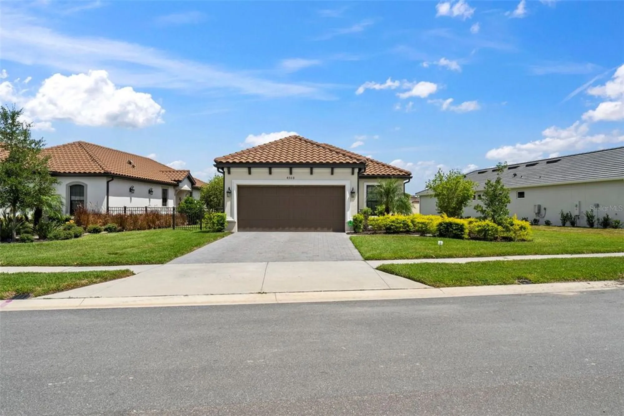 Property Slideshow image 6 of 62 | 4308 cairoli ct, Wesley Chapel, FL, 33543