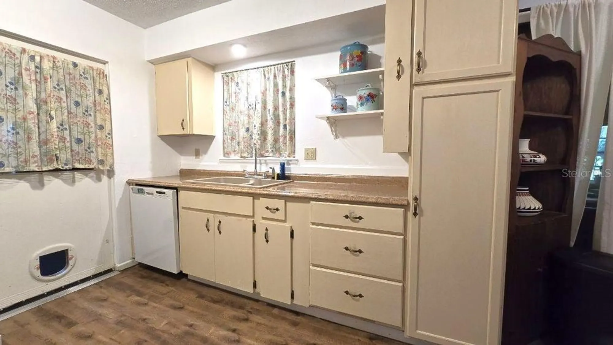 Property Slideshow image 14 of 51 | 9430 sw 102nd pl, Ocala, FL, 34481